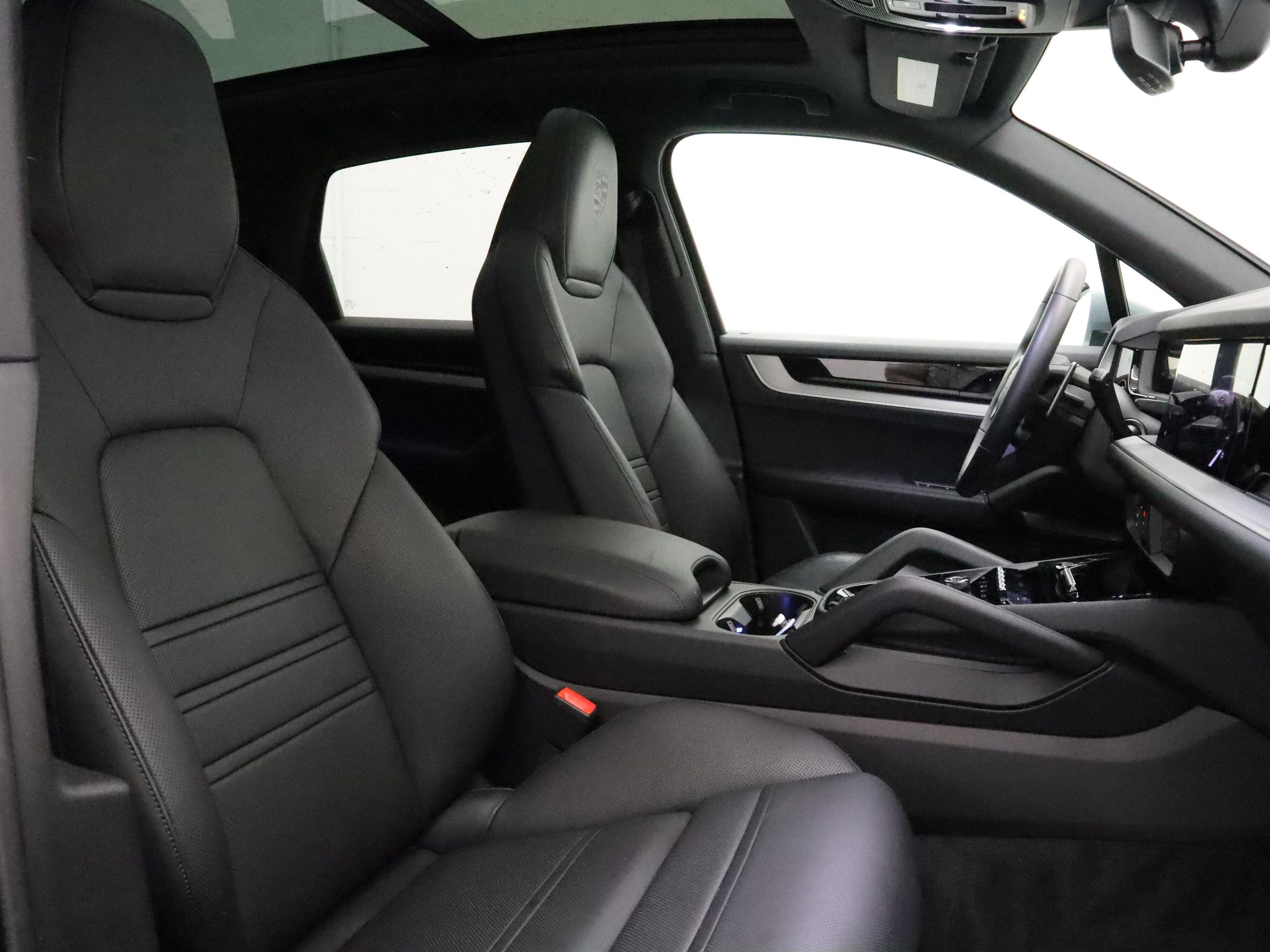 2026 Porsche Cayenne in Vancouver, British Columbia