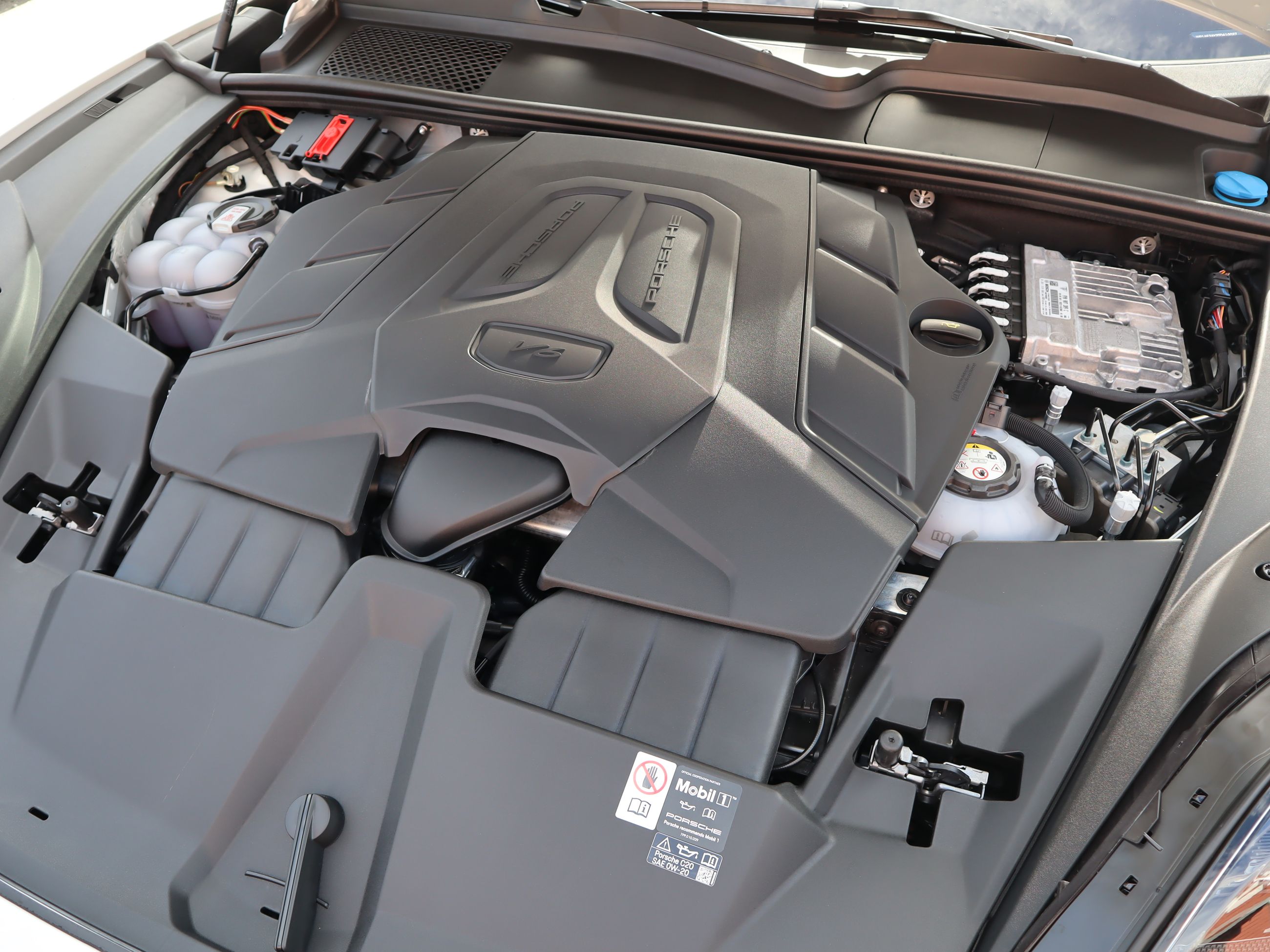 2026 Porsche Cayenne in Vancouver, British Columbia