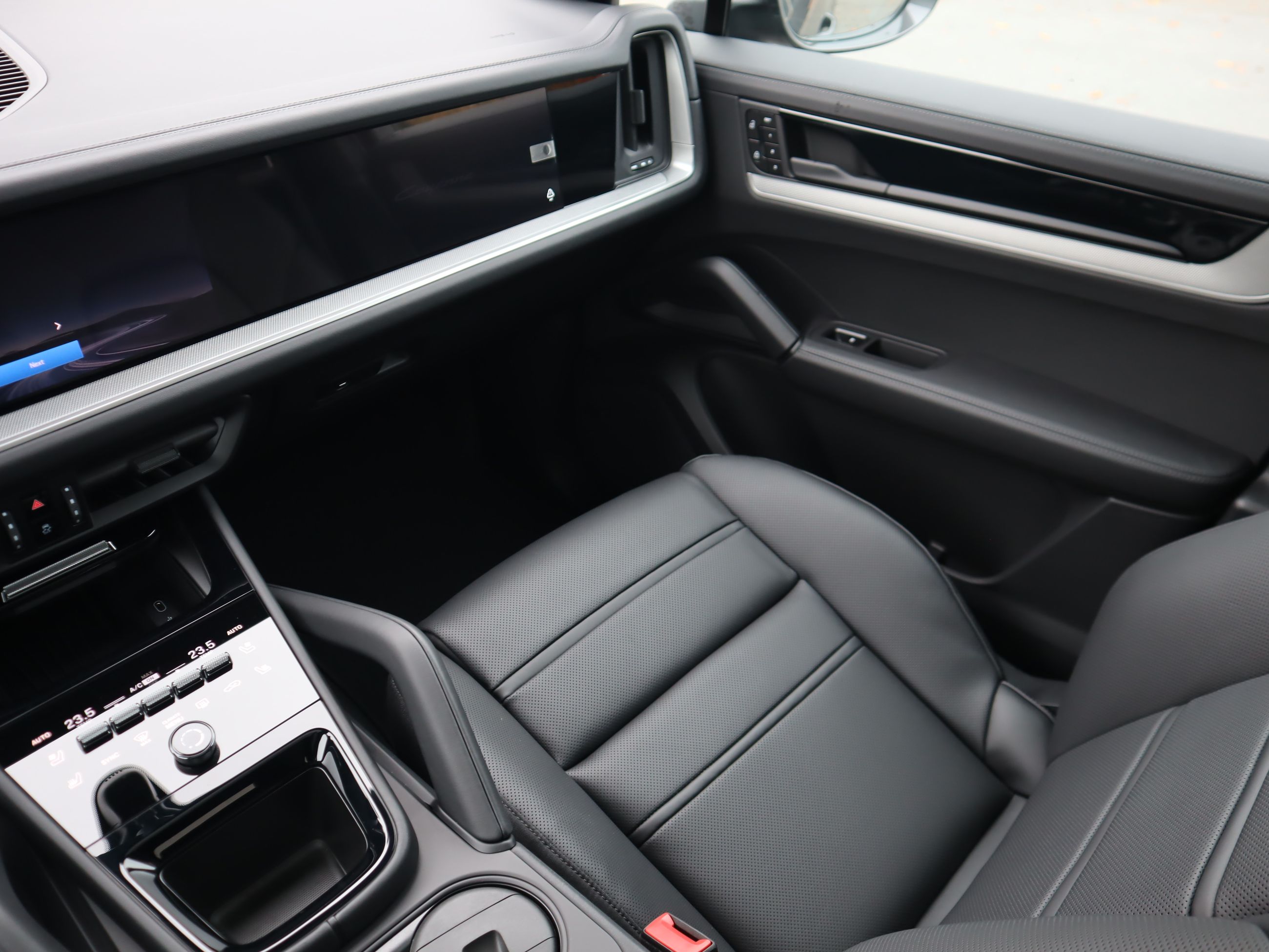 2026 Porsche Cayenne in Vancouver, British Columbia