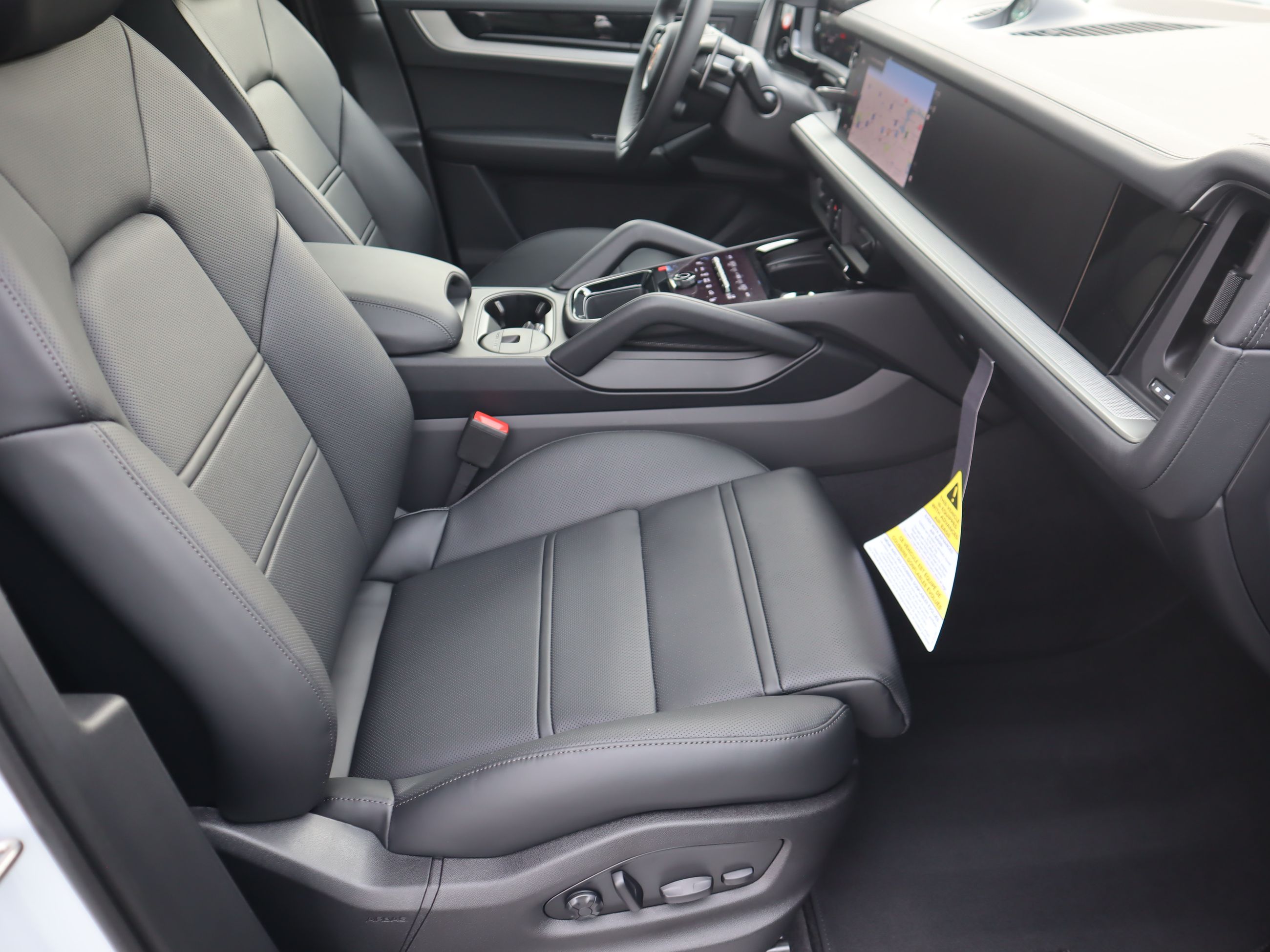 2026 Porsche Cayenne in Vancouver, British Columbia