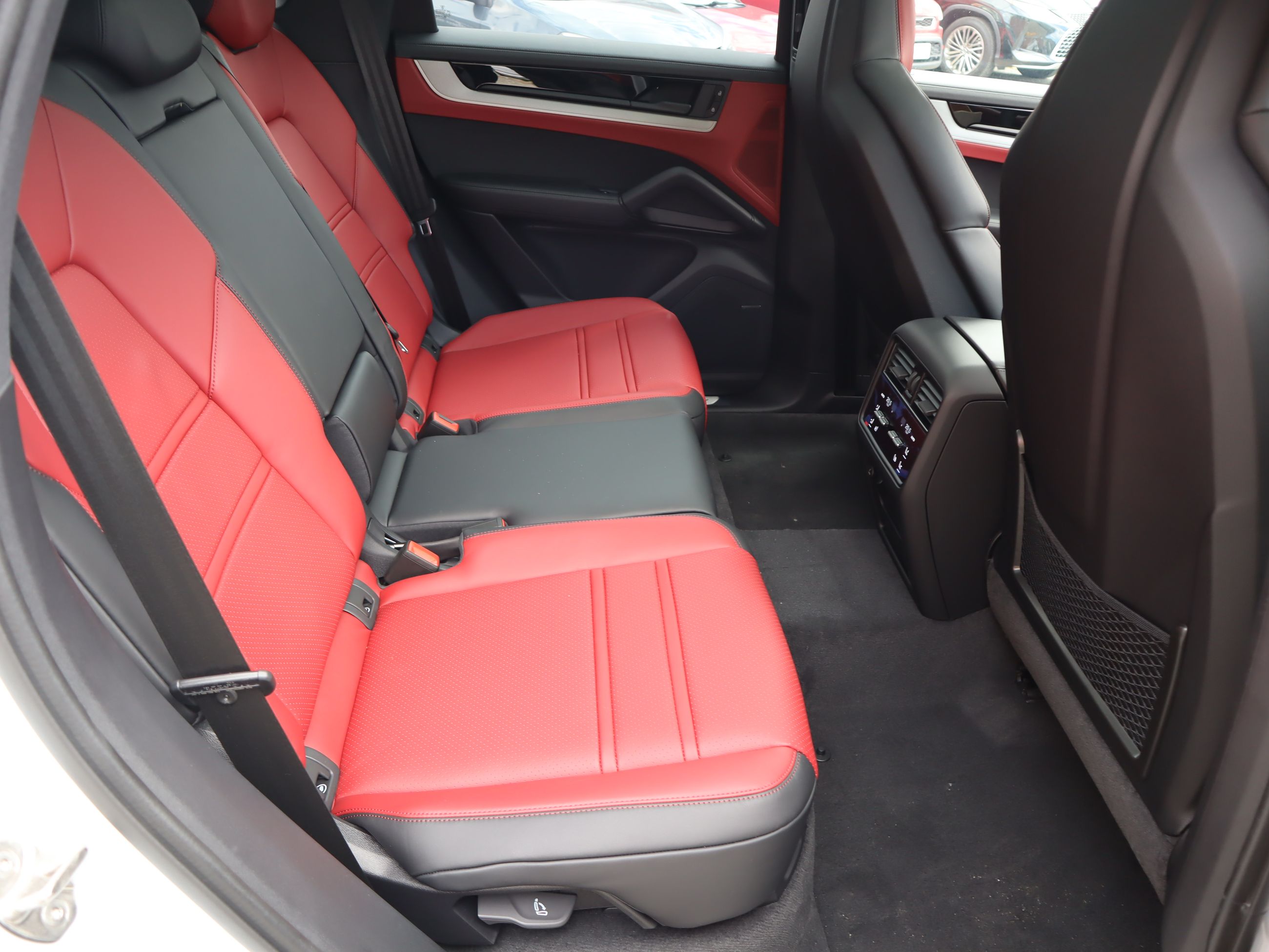 2026 Porsche Cayenne in Vancouver, British Columbia