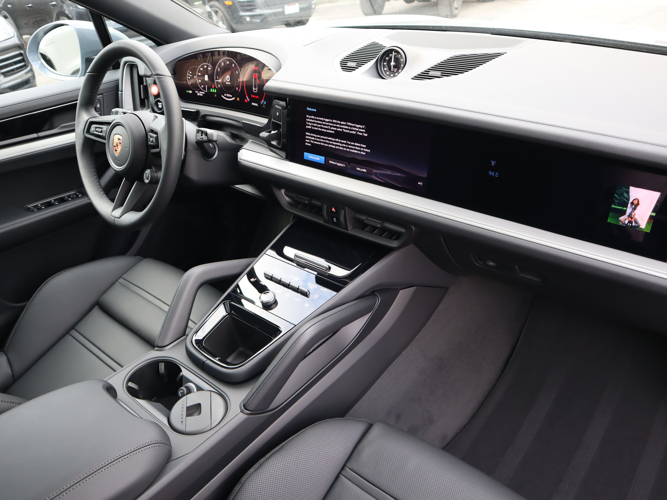 2026 Porsche Cayenne in Vancouver, British Columbia
