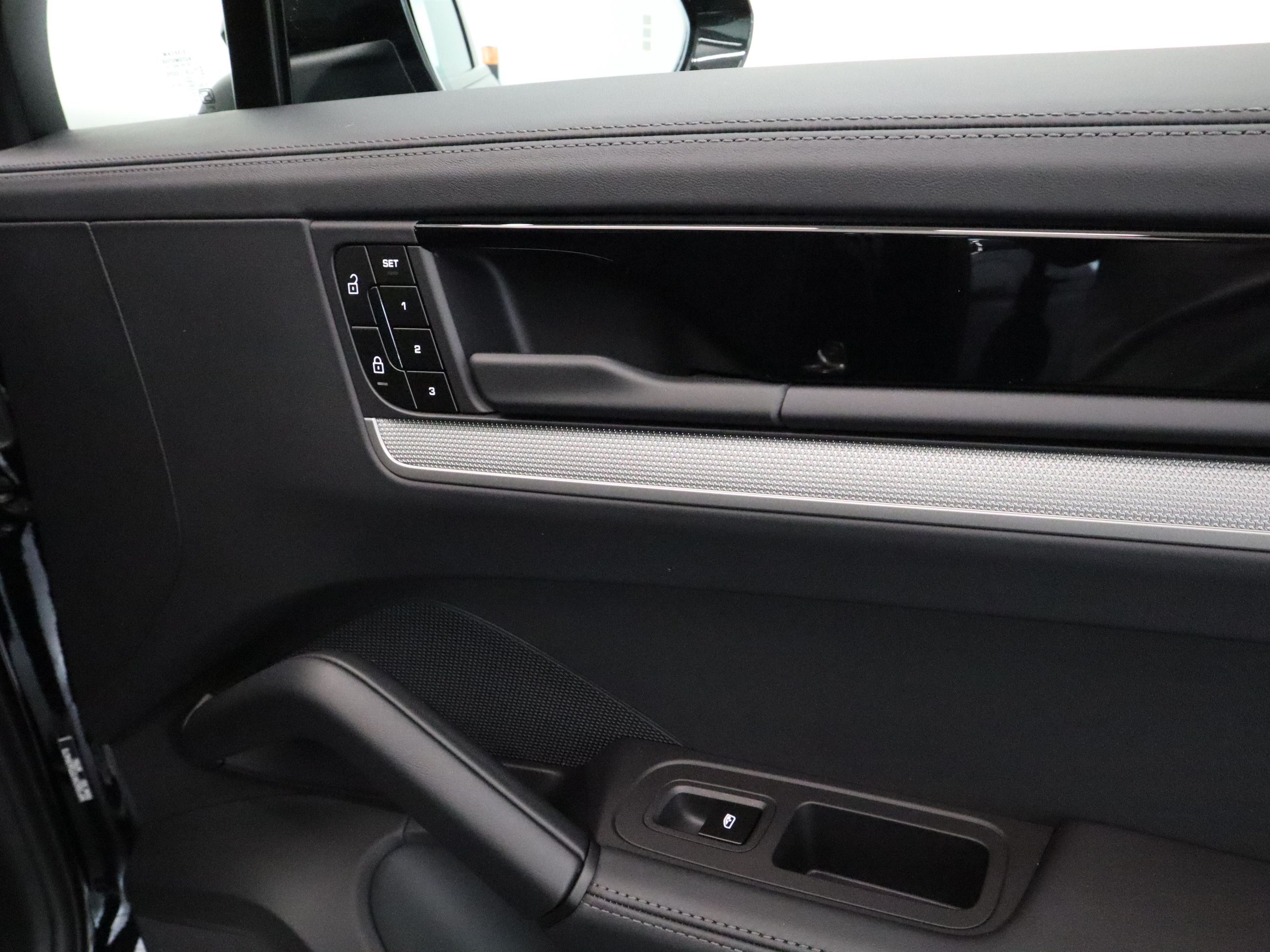 2026 Porsche Cayenne in Vancouver, British Columbia