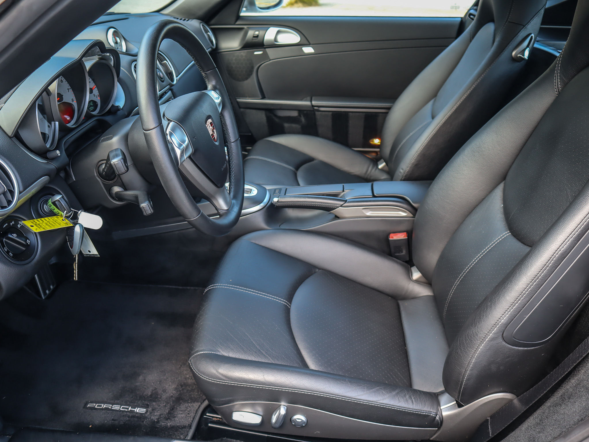 2006 Porsche Cayman in Vancouver, British Columbia