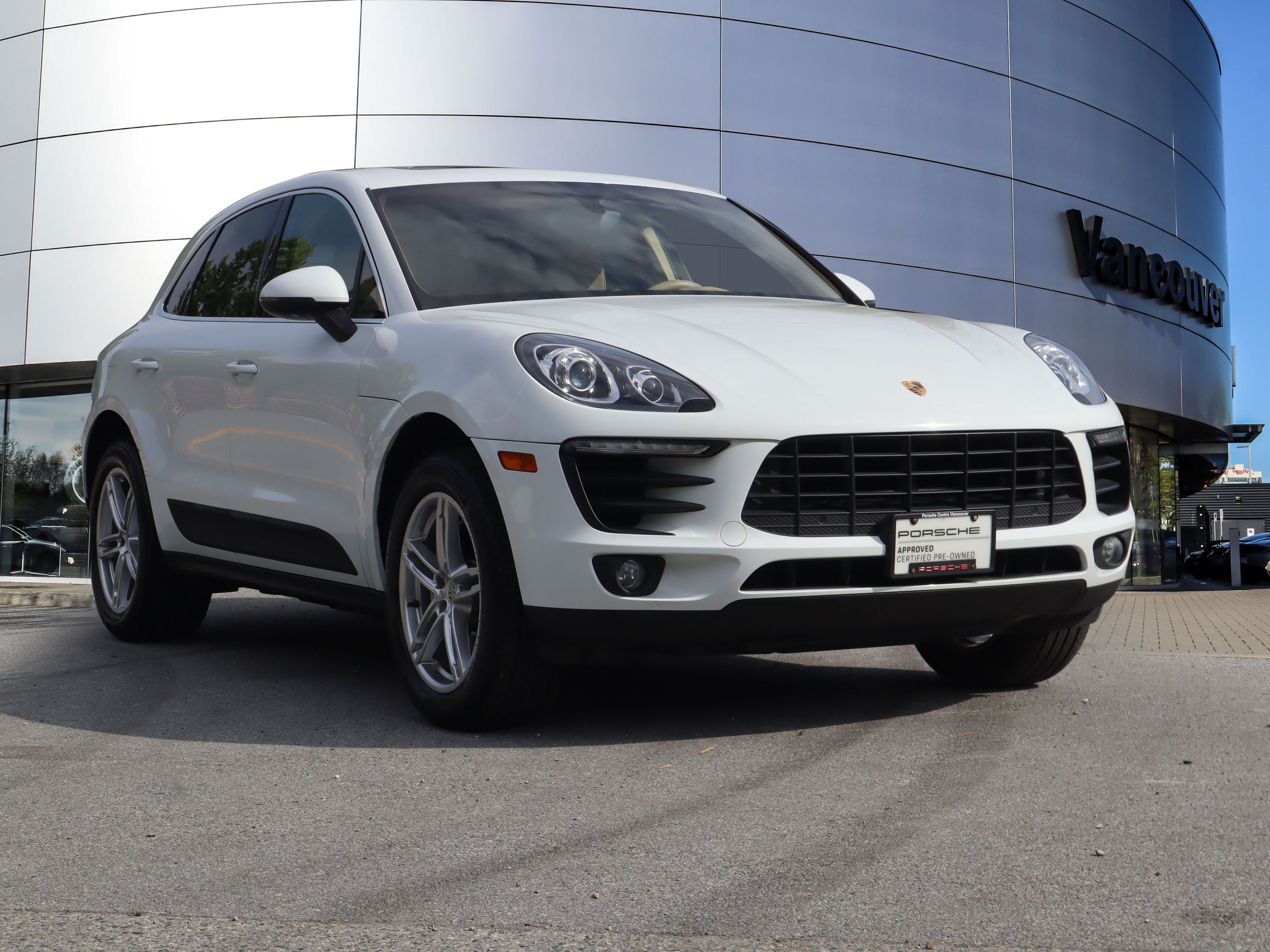 Porsche Macan  2015 à Vancouver, Colombie-Britannique