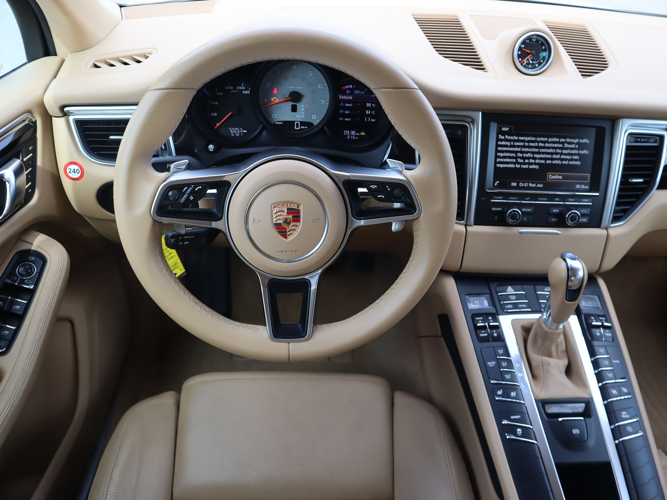 Porsche Macan  2015 à Vancouver, Colombie-Britannique