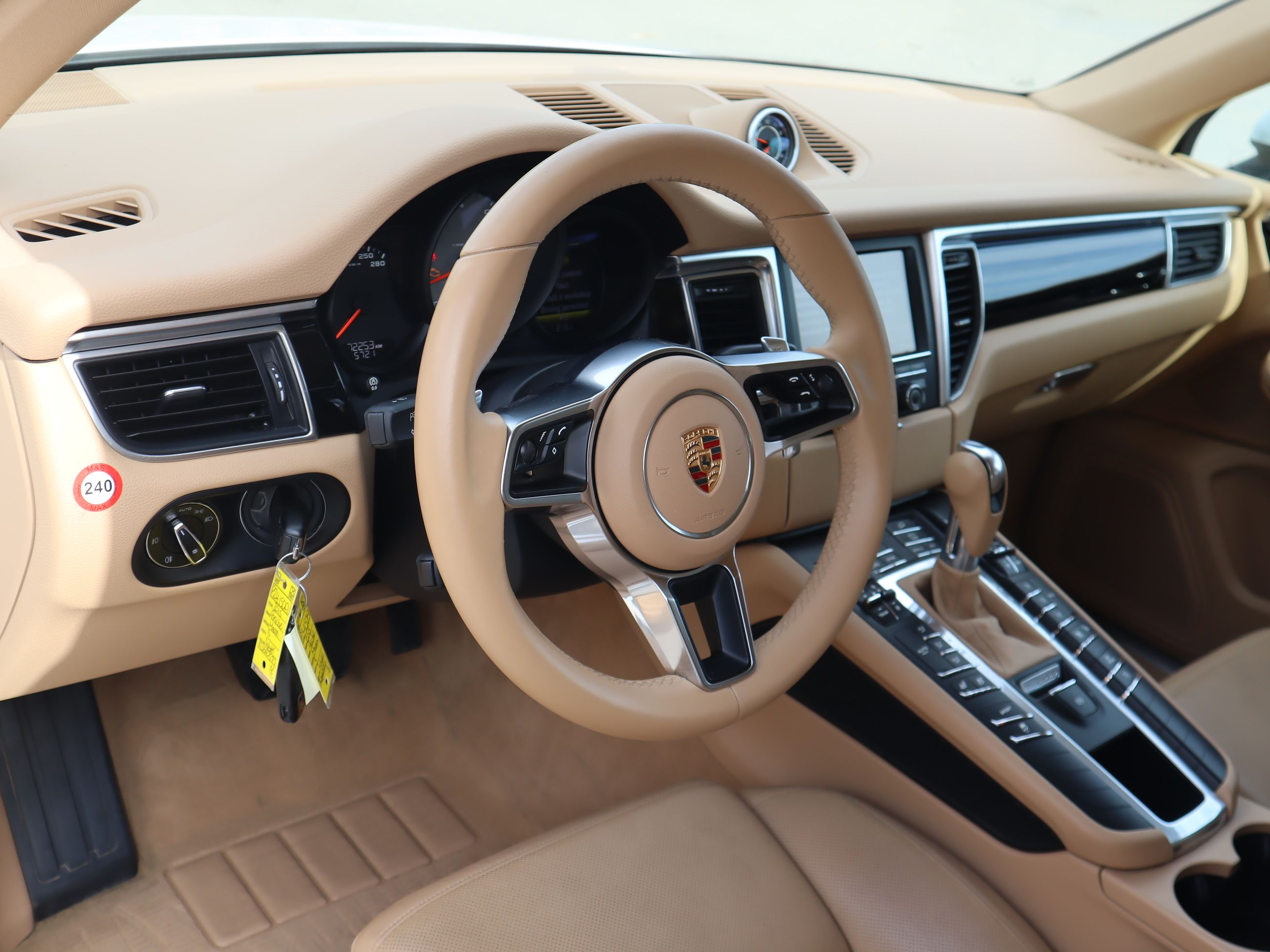 Porsche Macan  2015 à Vancouver, Colombie-Britannique