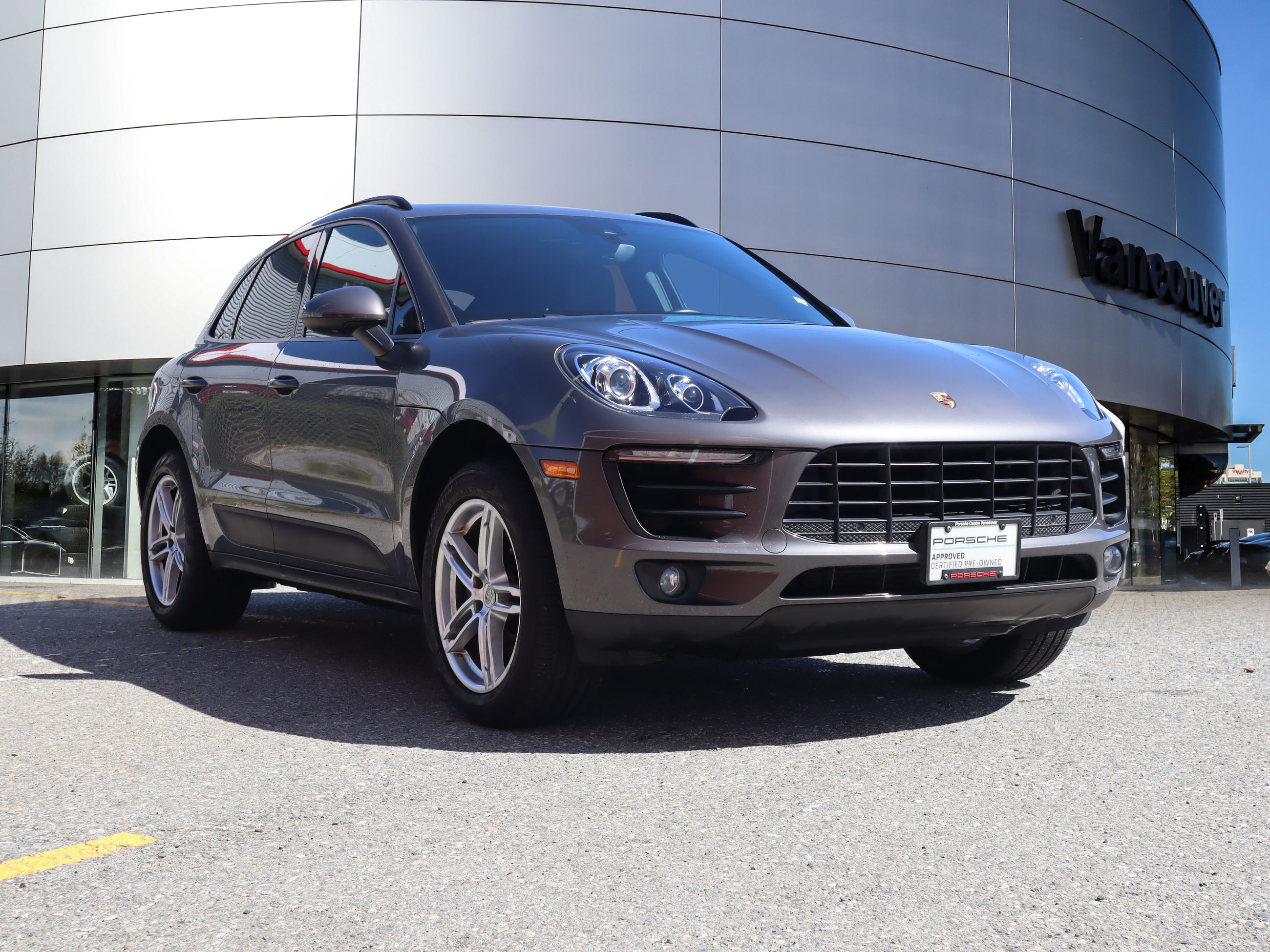 2018 Porsche Macan in Vancouver, British Columbia