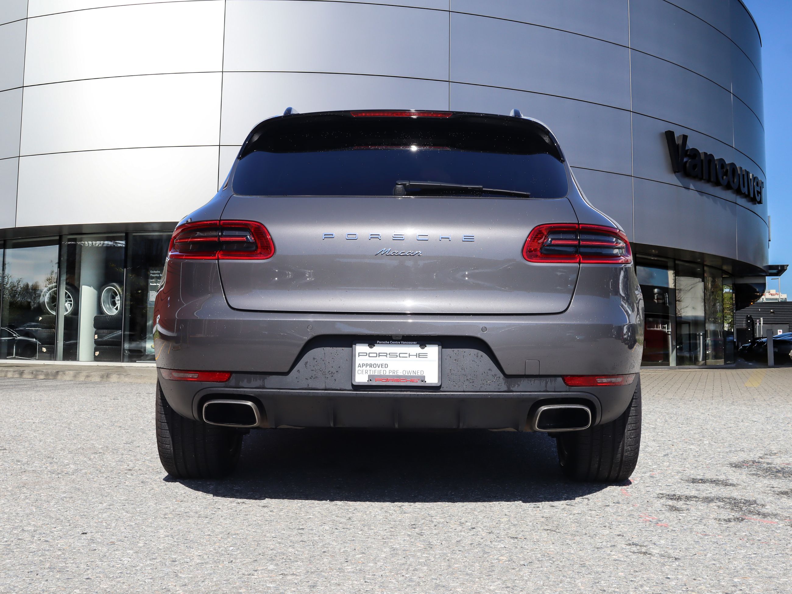 2018 Porsche Macan in Vancouver, British Columbia