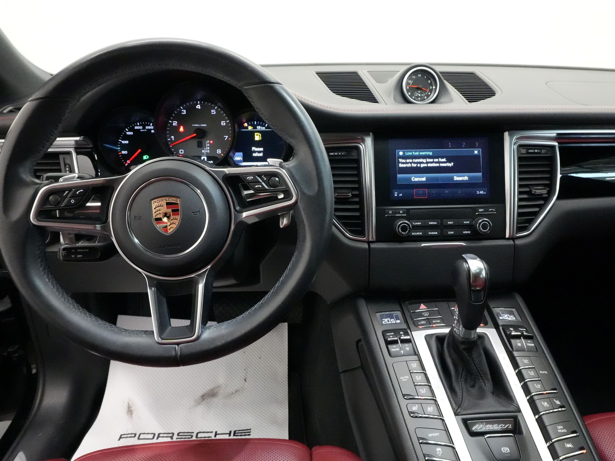 2018 Porsche Macan in Vancouver, British Columbia