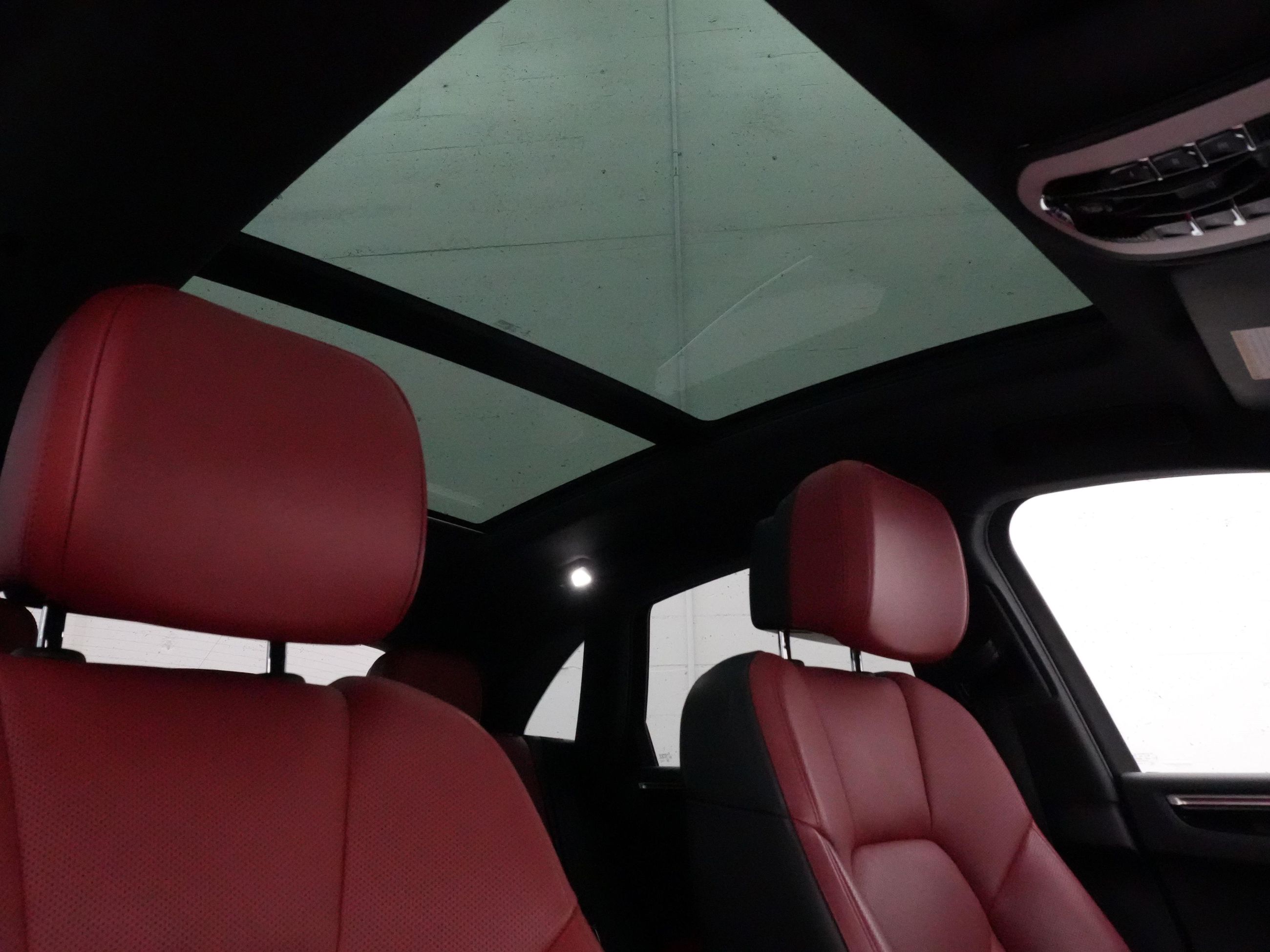 2018 Porsche Macan in Vancouver, British Columbia