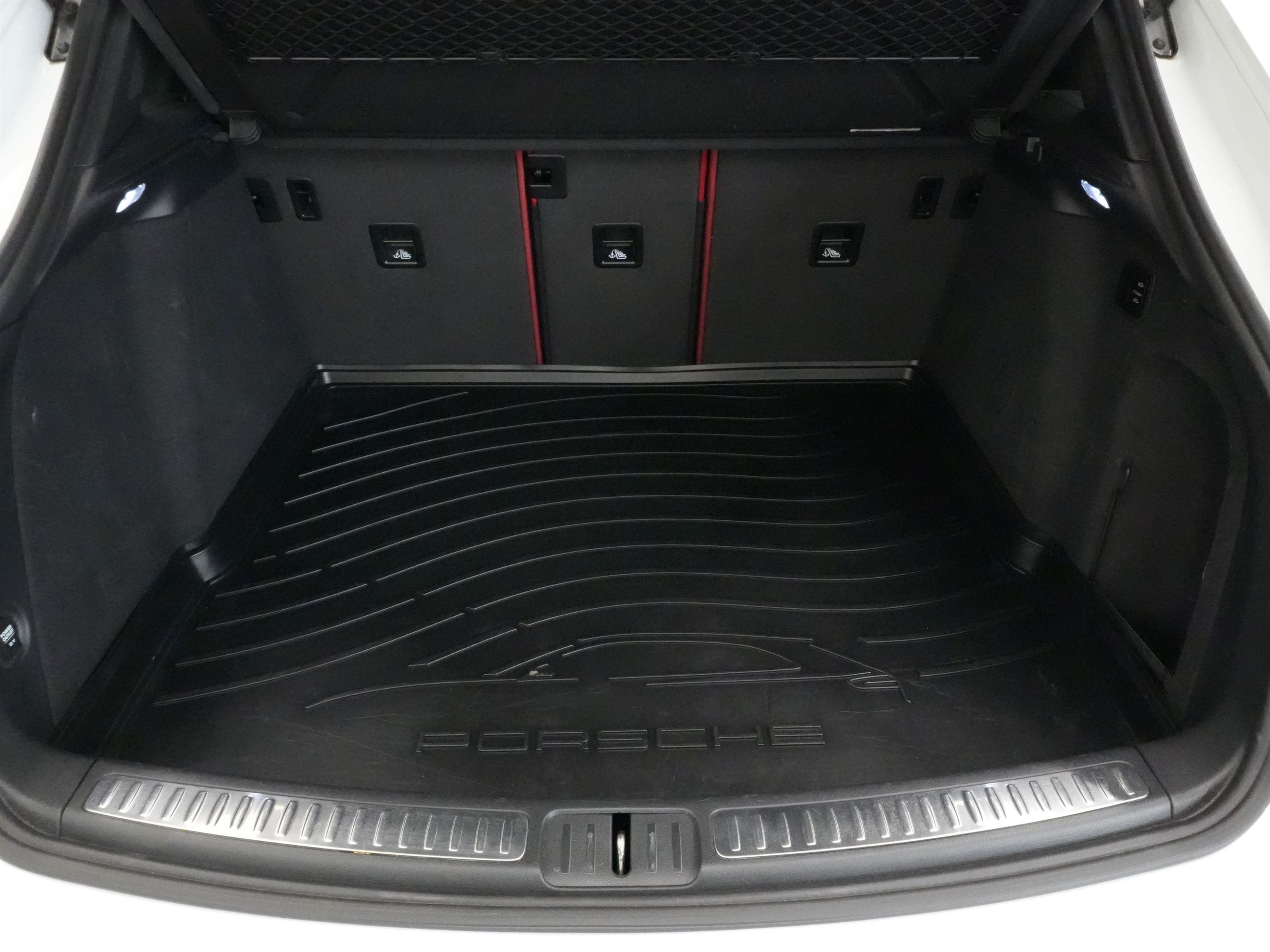 2018 Porsche Macan in Vancouver, British Columbia