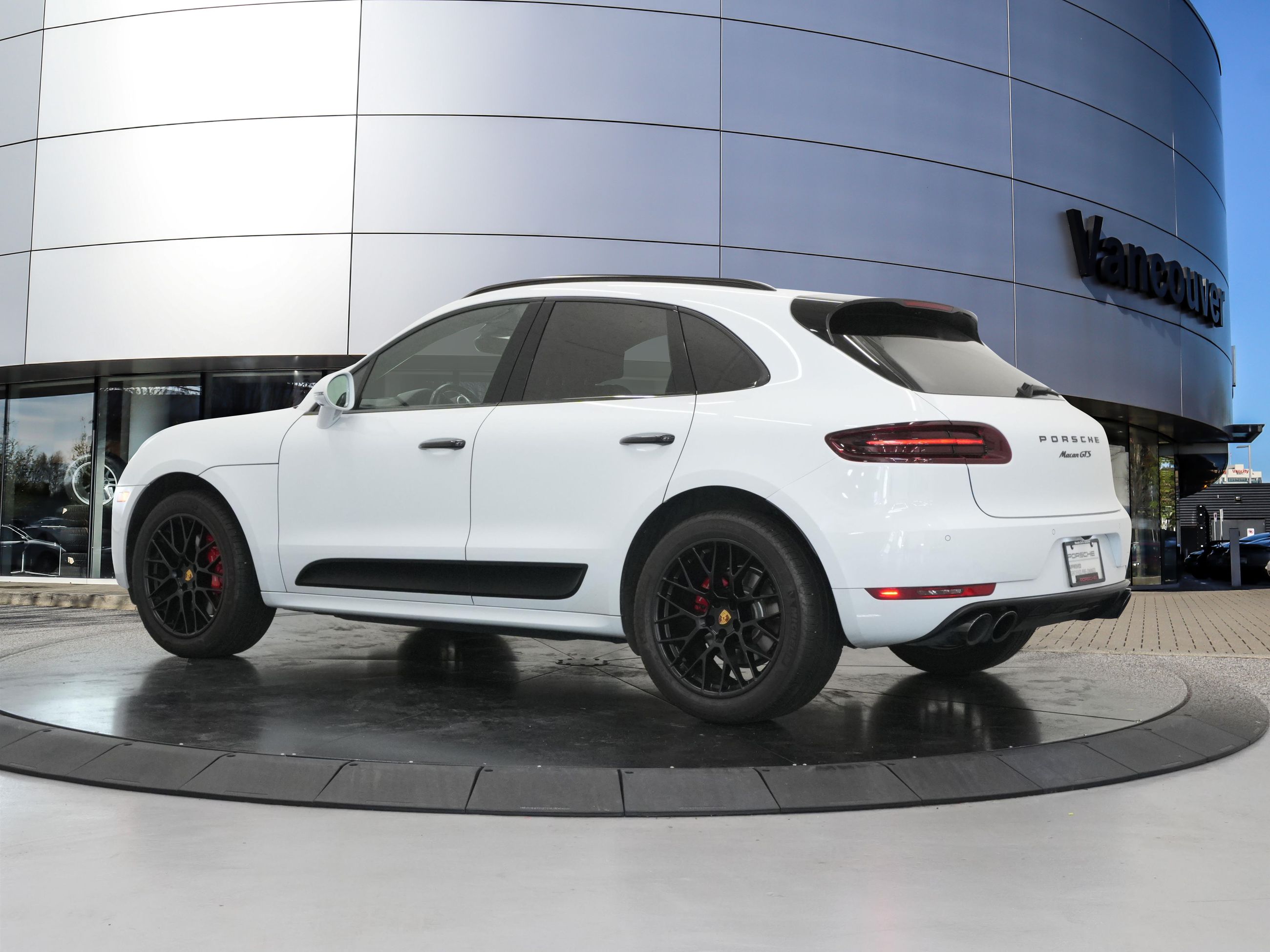 2018 Porsche Macan in Vancouver, British Columbia