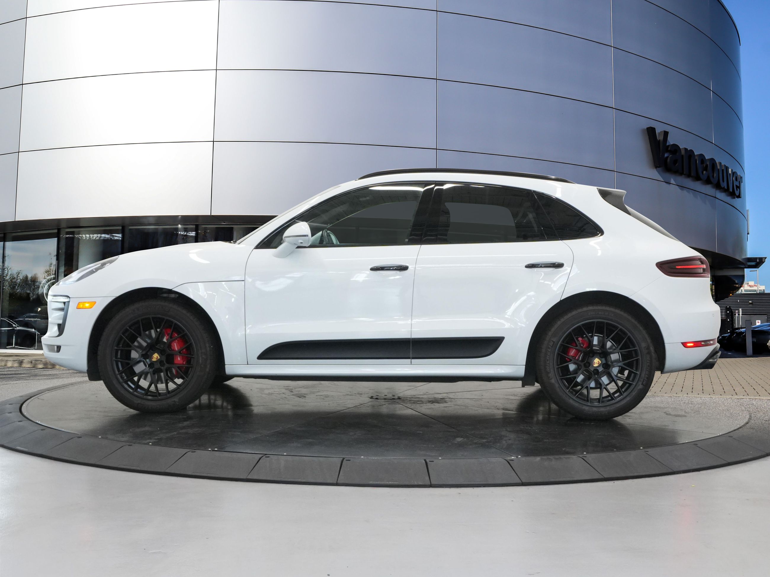 2018 Porsche Macan in Vancouver, British Columbia