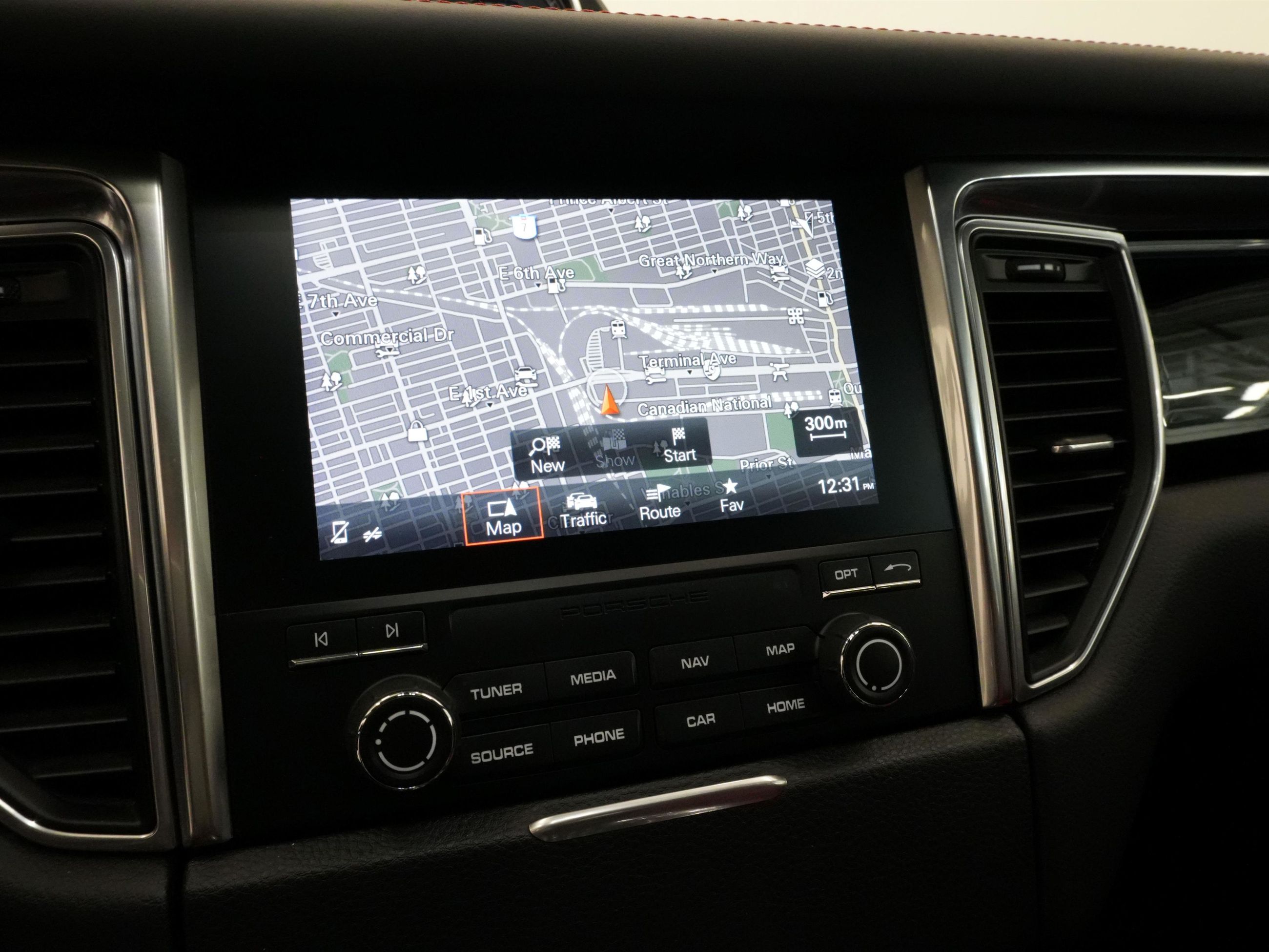 2018 Porsche Macan in Vancouver, British Columbia