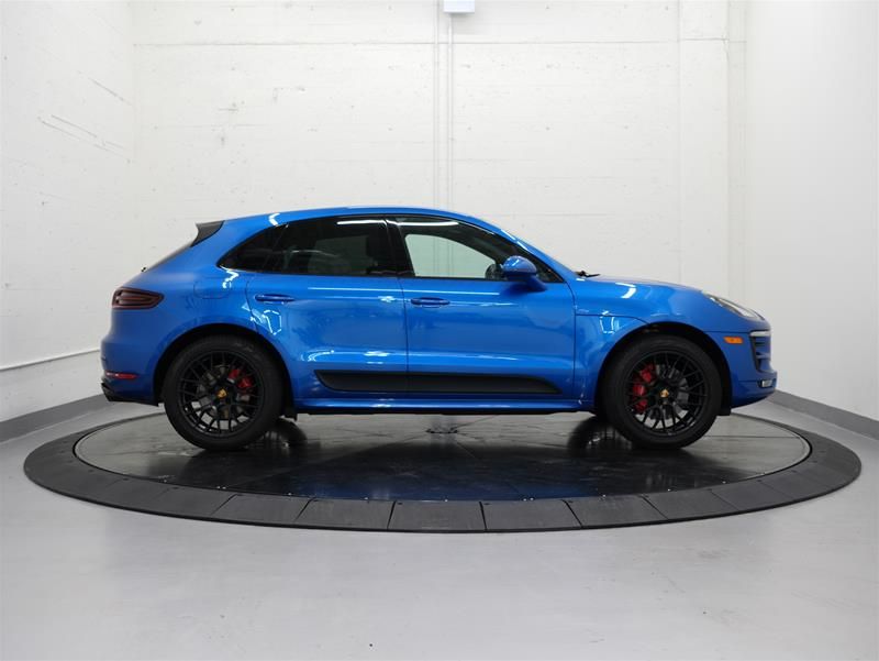 Porsche Macan  2018 à Vancouver, Colombie-Britannique