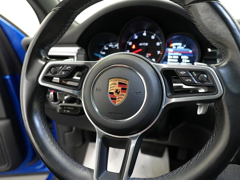 Porsche Macan  2018 à Vancouver, Colombie-Britannique