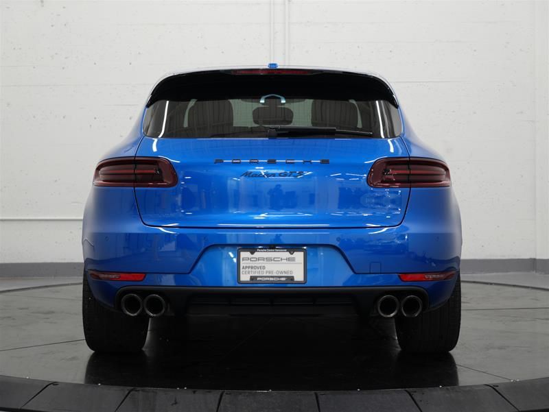 Porsche Macan  2018 à Vancouver, Colombie-Britannique