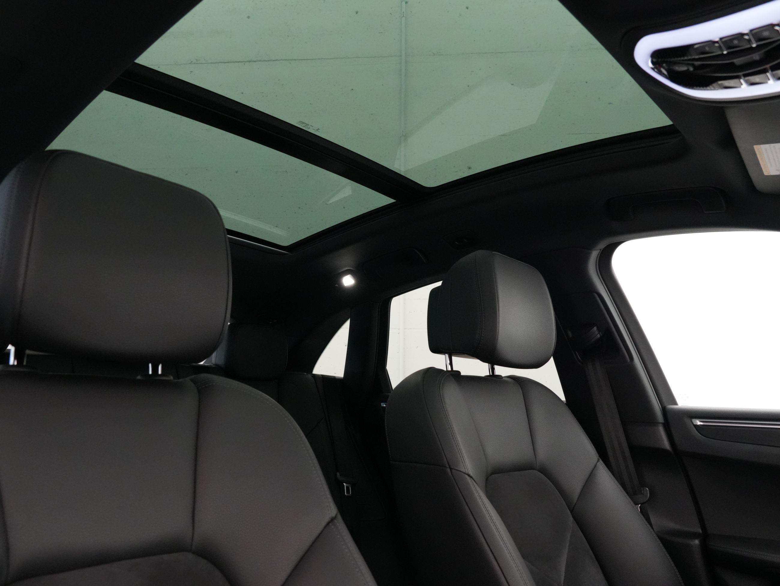 Porsche Macan  2019 à Vancouver, Colombie-Britannique