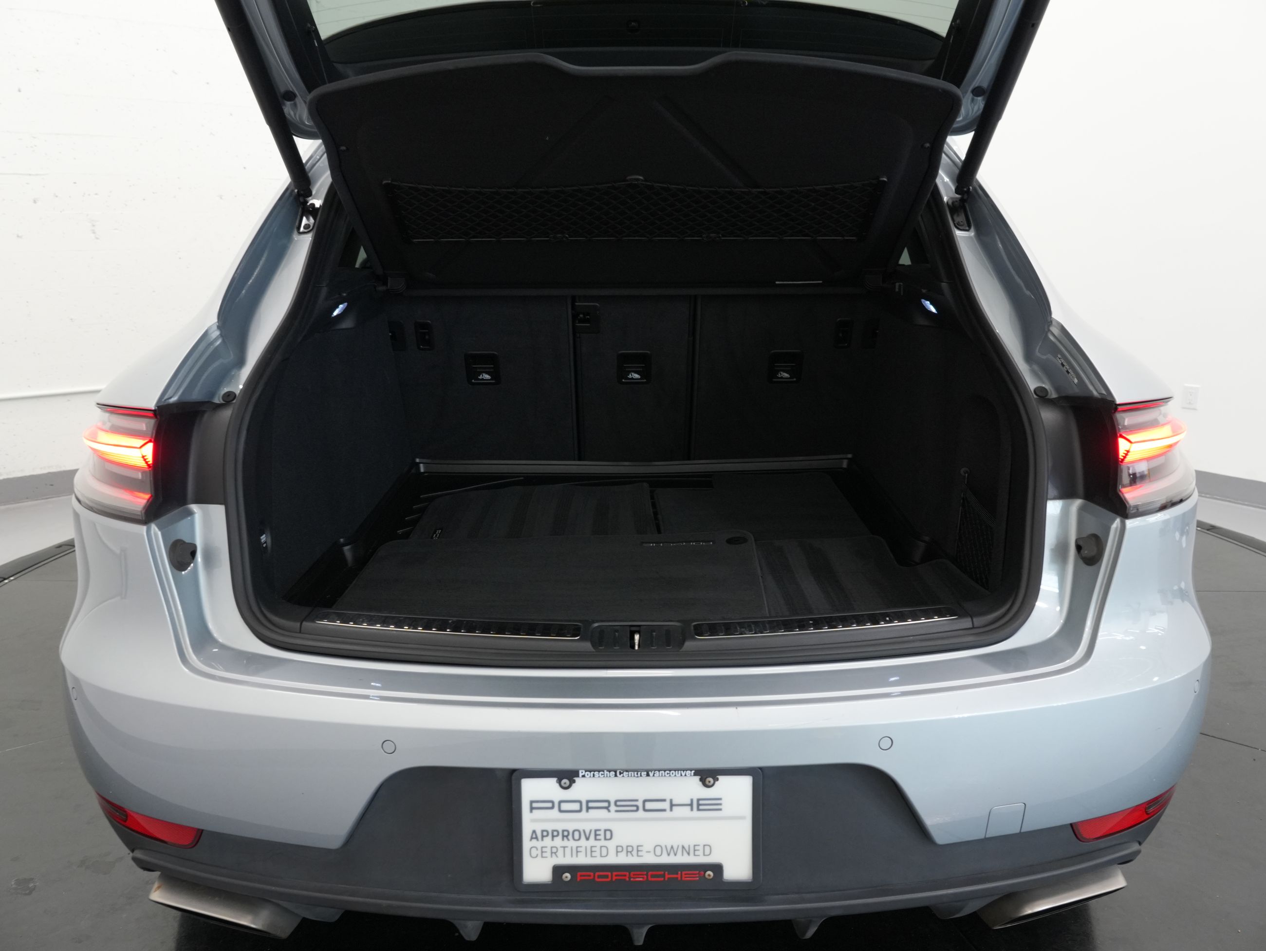 Porsche Macan  2019 à Vancouver, Colombie-Britannique