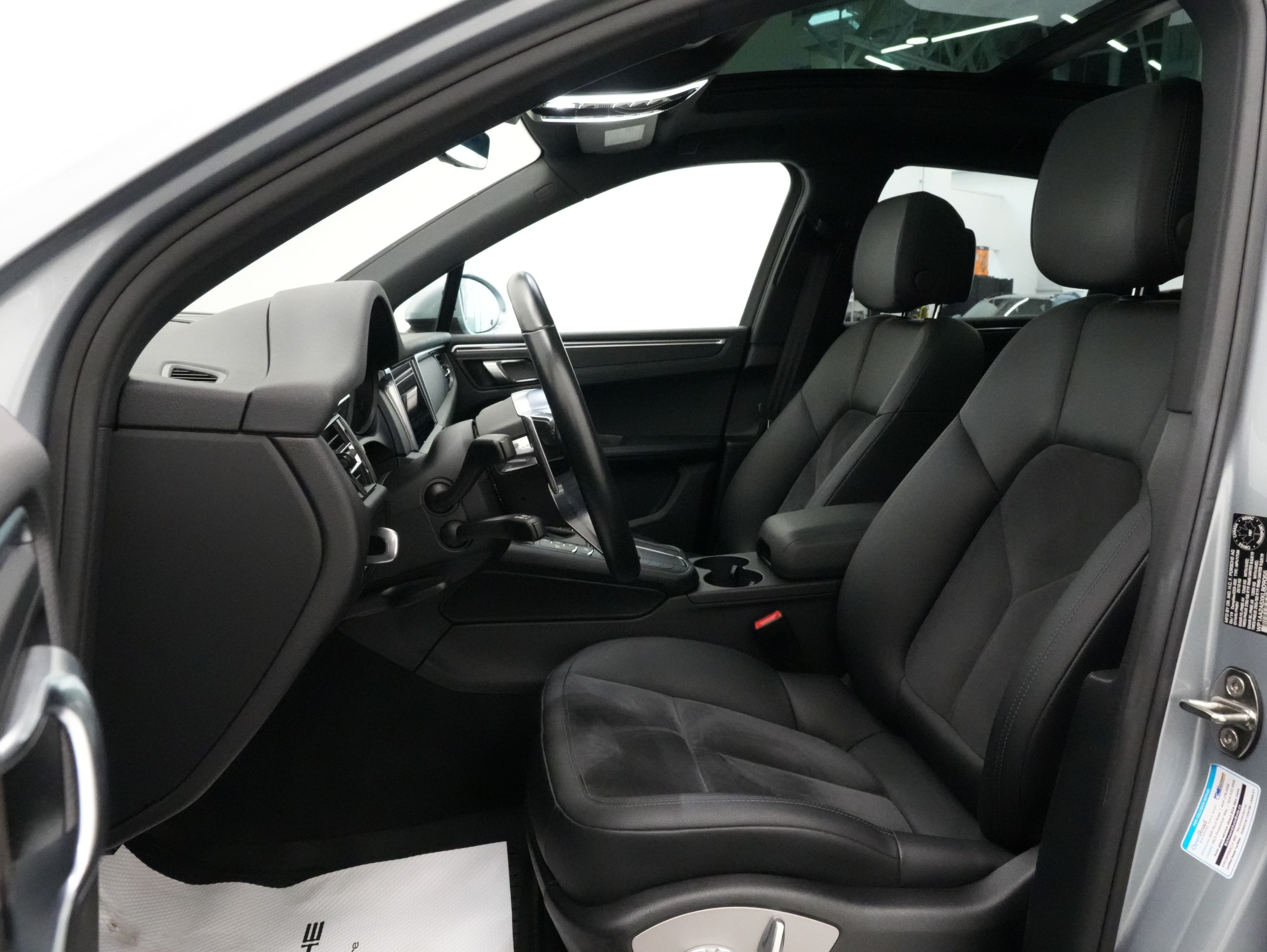 Porsche Macan  2019 à Vancouver, Colombie-Britannique