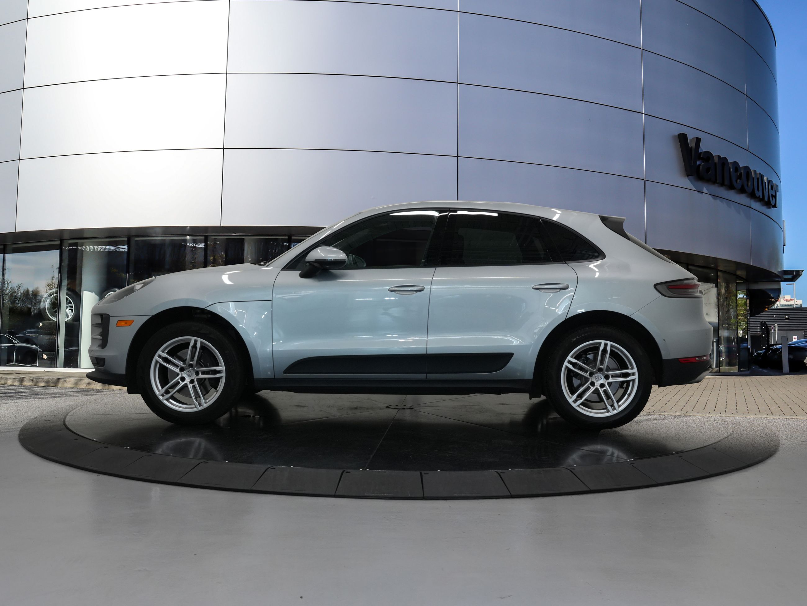 Porsche Macan  2019 à Vancouver, Colombie-Britannique