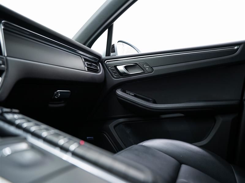 2019 Porsche Macan in Vancouver, British Columbia