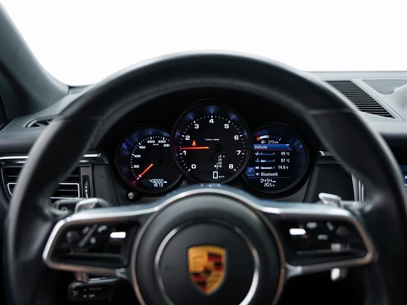2019 Porsche Macan in Vancouver, British Columbia