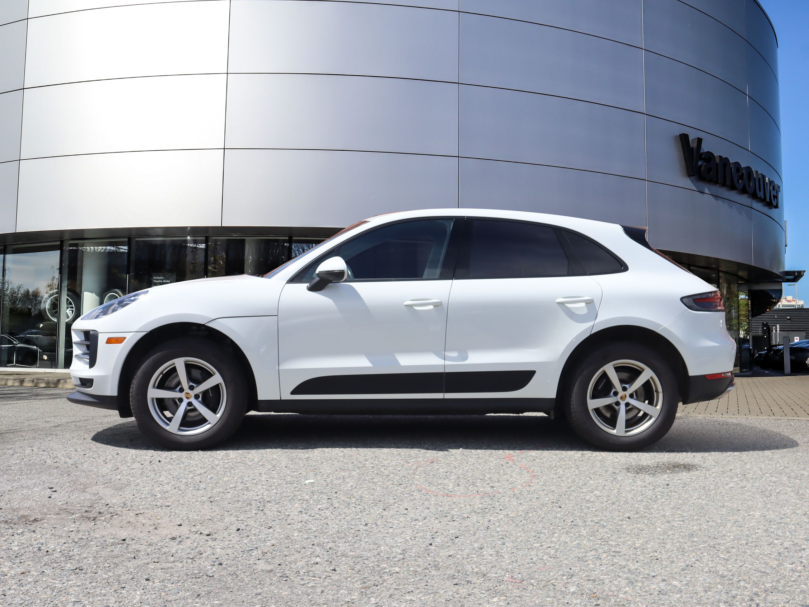 Porsche Macan  2020 à Vancouver, Colombie-Britannique