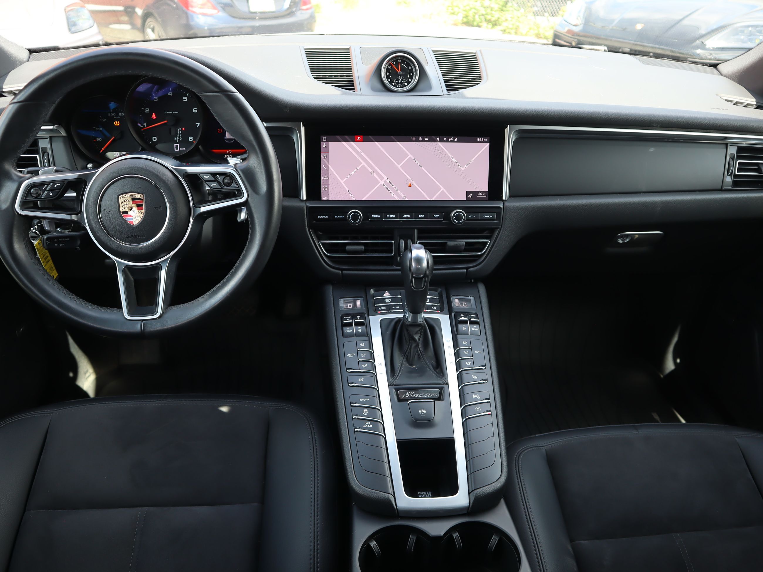 Porsche Macan  2020 à Vancouver, Colombie-Britannique