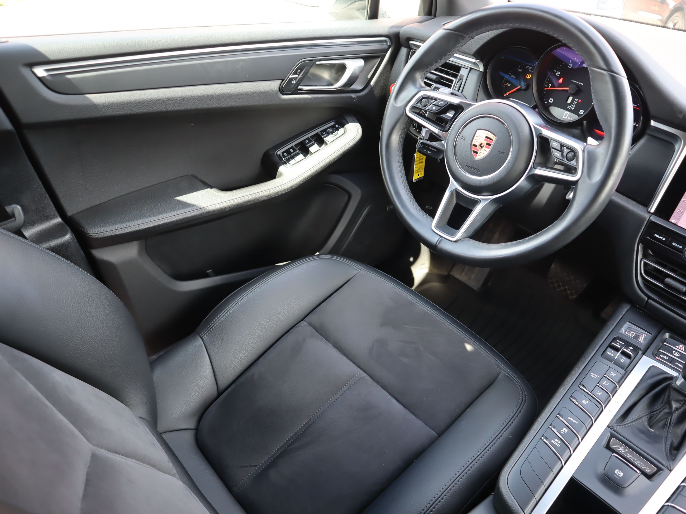 Porsche Macan  2020 à Vancouver, Colombie-Britannique