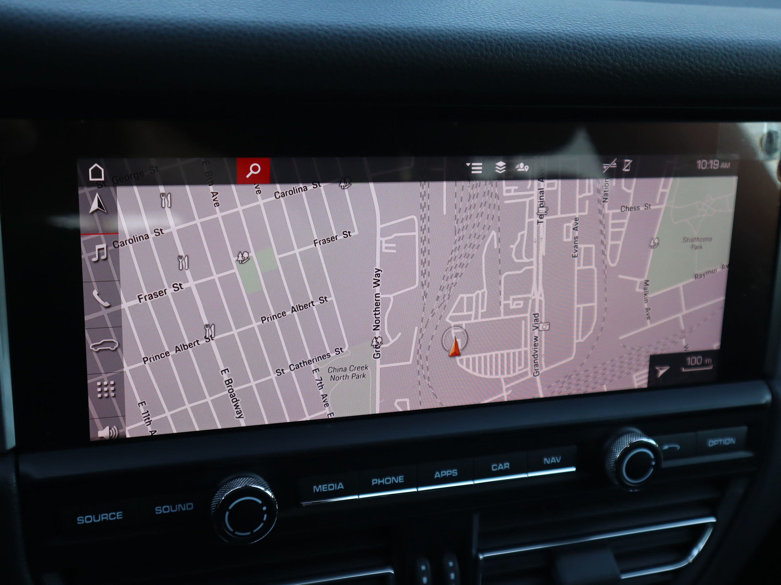 2021 Porsche Macan in Vancouver, British Columbia
