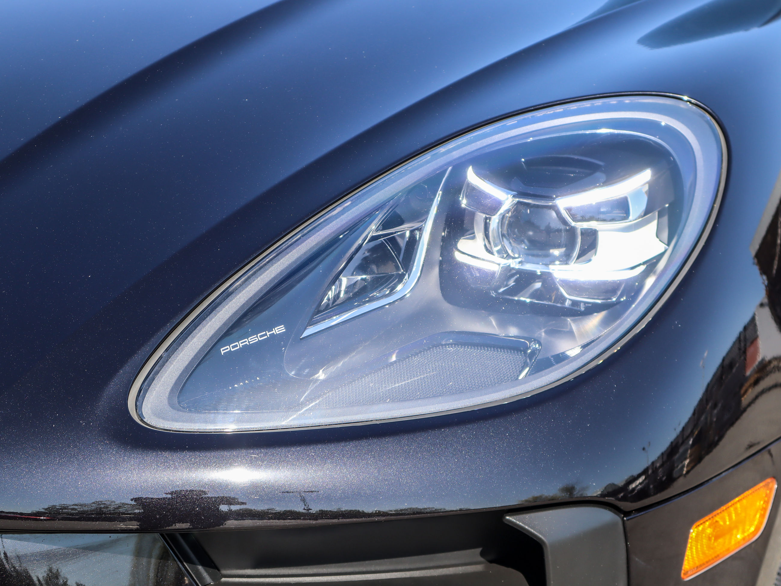 2021 Porsche Macan in Vancouver, British Columbia