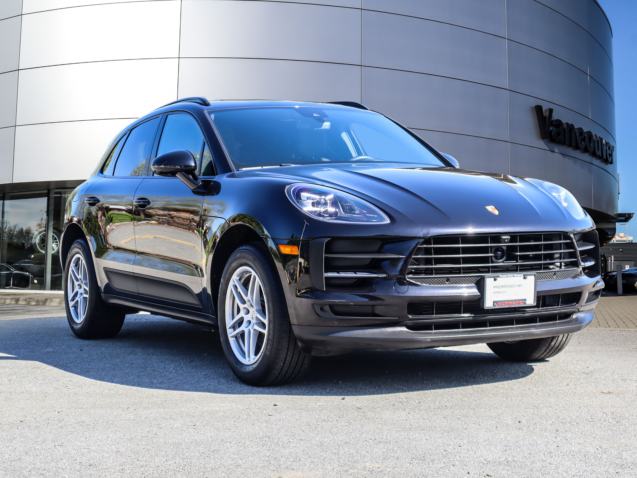 2021 Porsche Macan in Vancouver, British Columbia