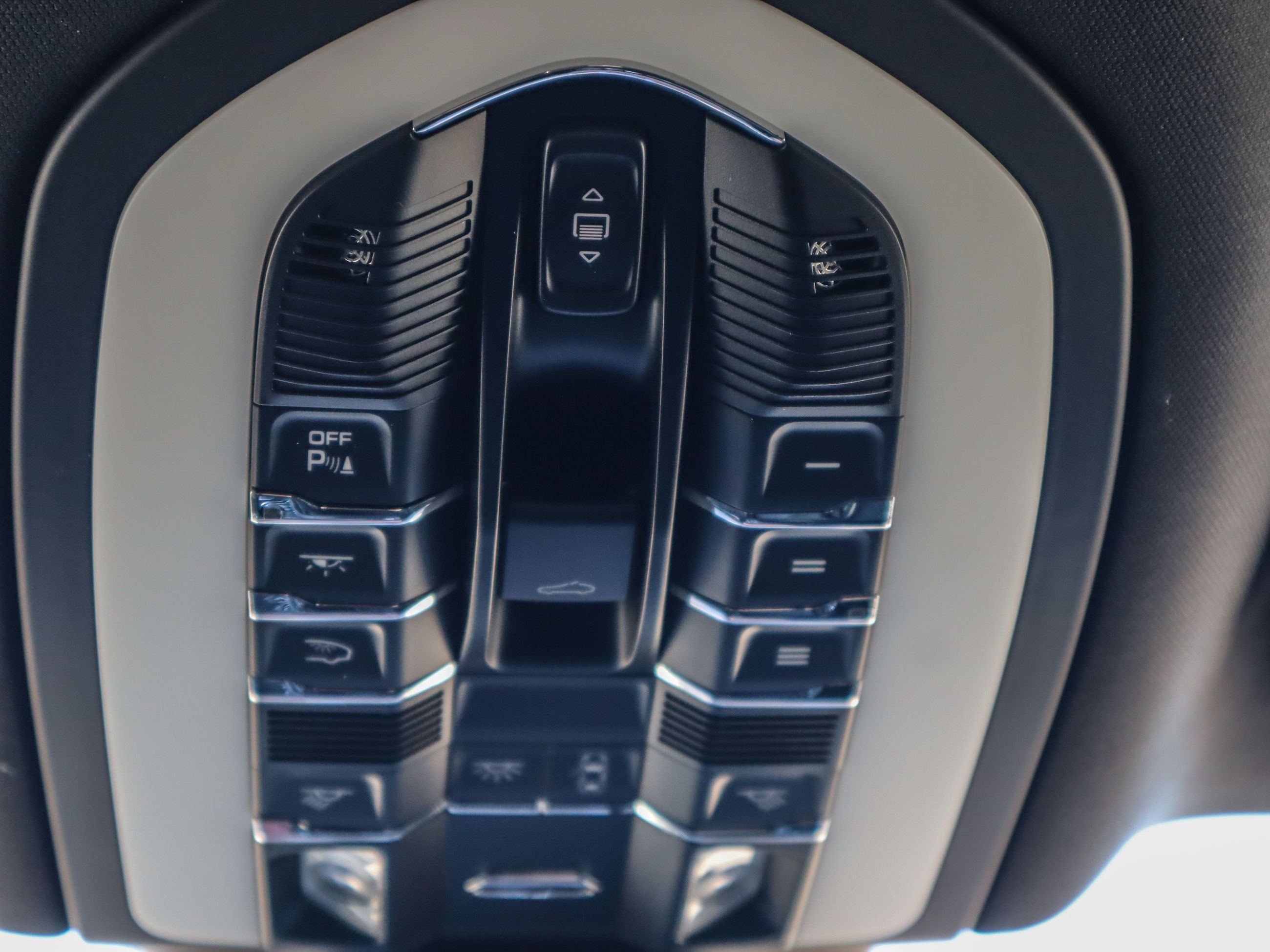 2021 Porsche Macan in Vancouver, British Columbia