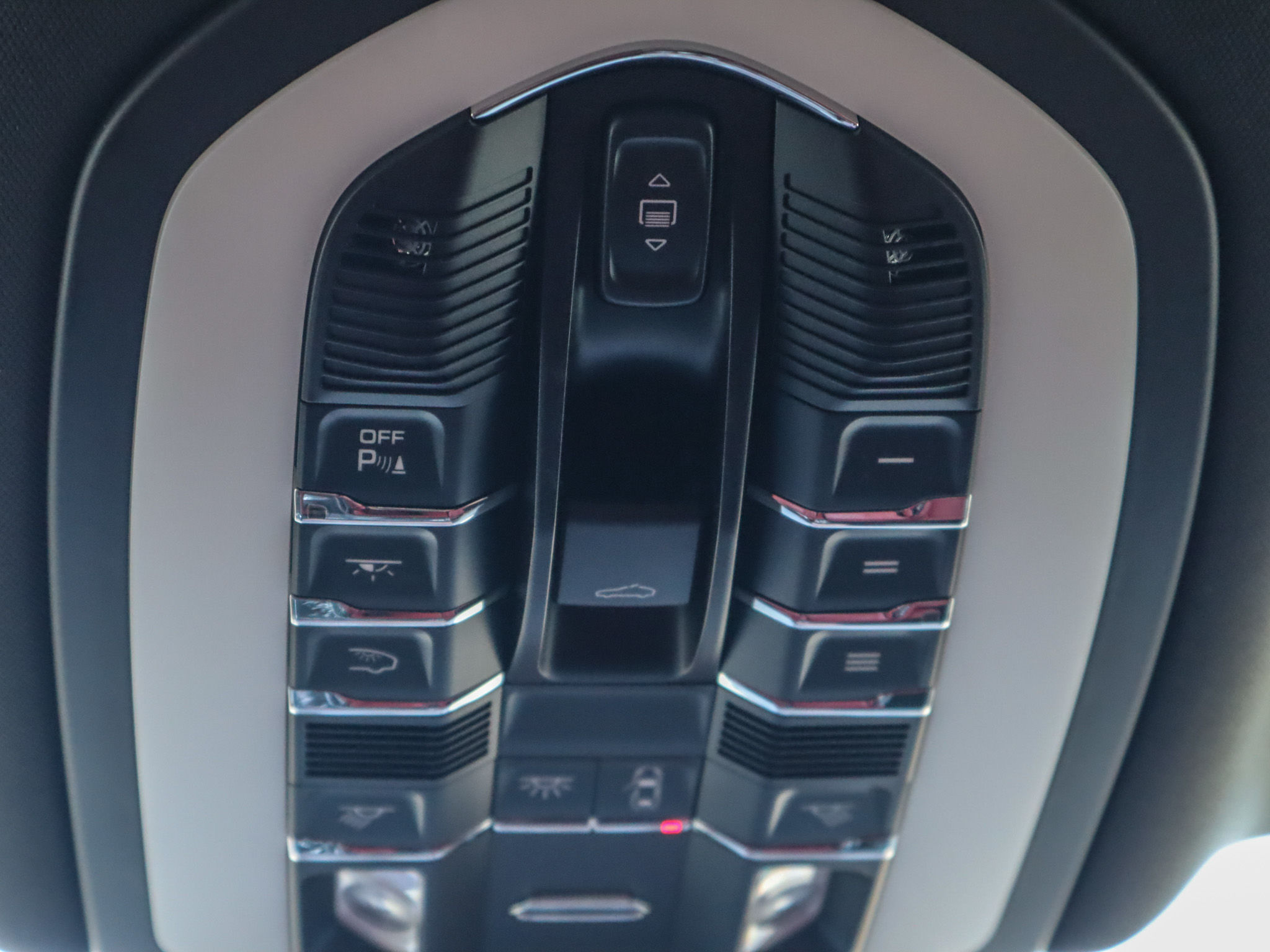 Porsche Macan  2021 à Vancouver, Colombie-Britannique