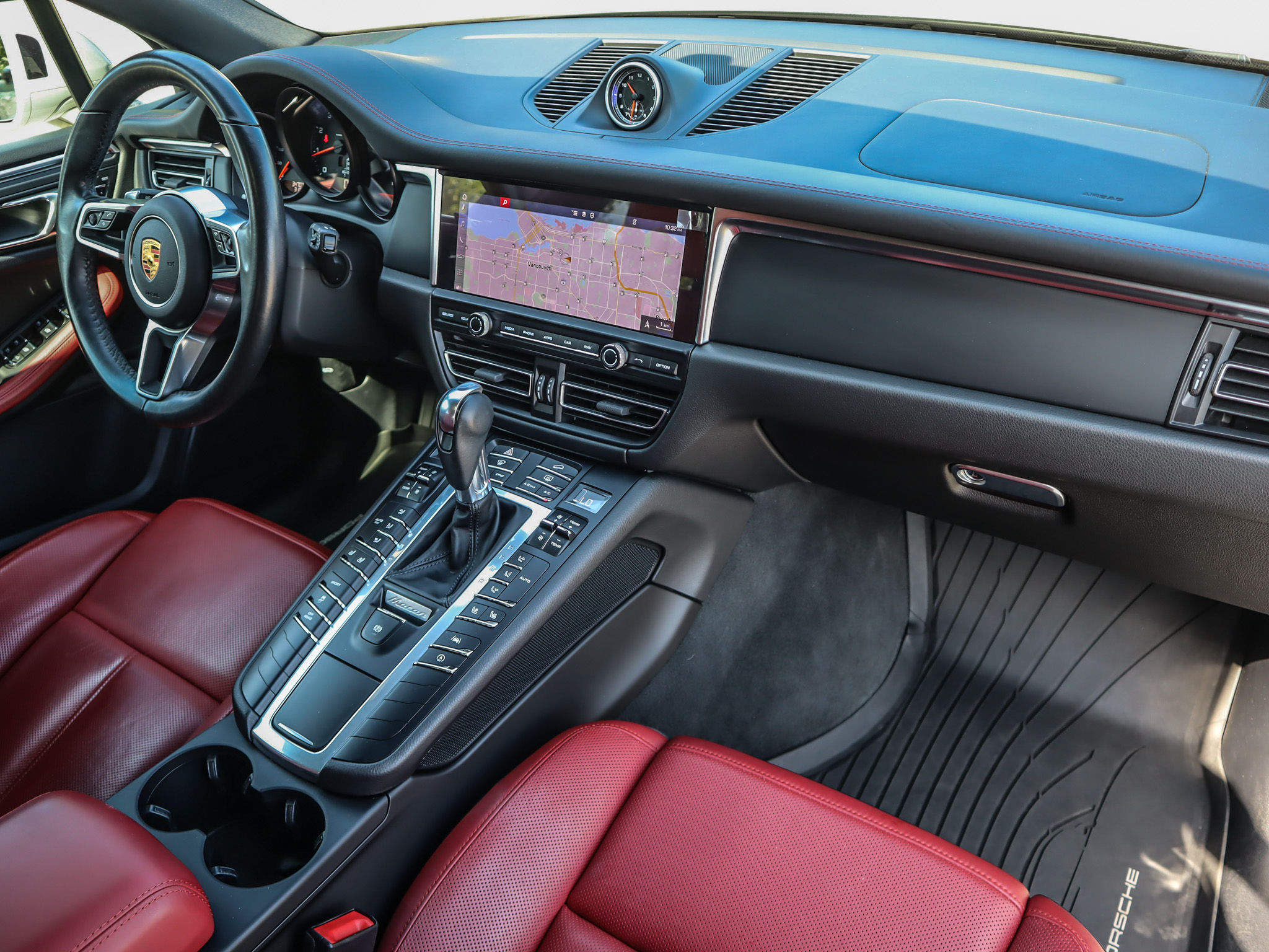 Porsche Macan  2021 à Vancouver, Colombie-Britannique