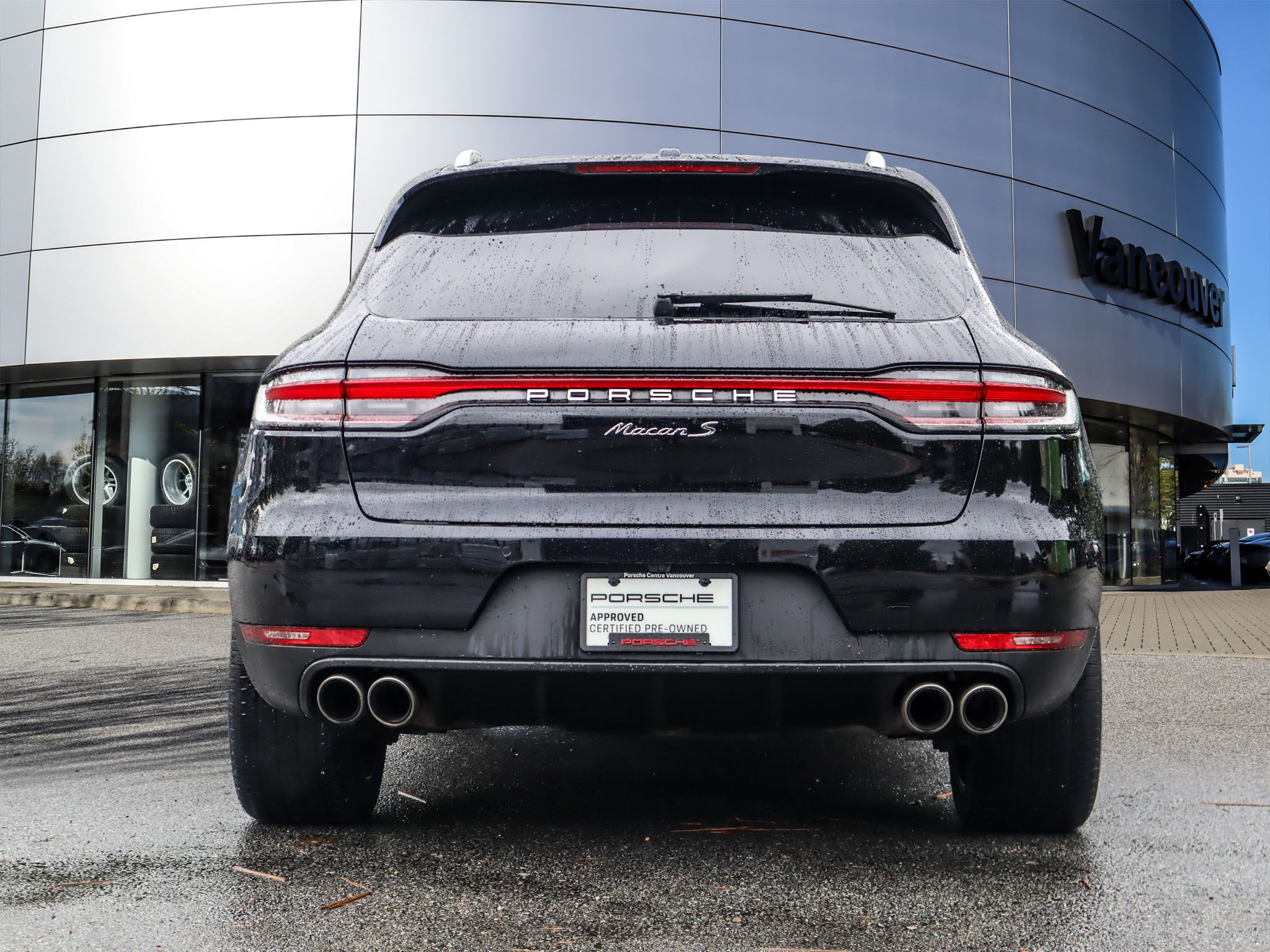 2021 Porsche Macan in Vancouver, British Columbia
