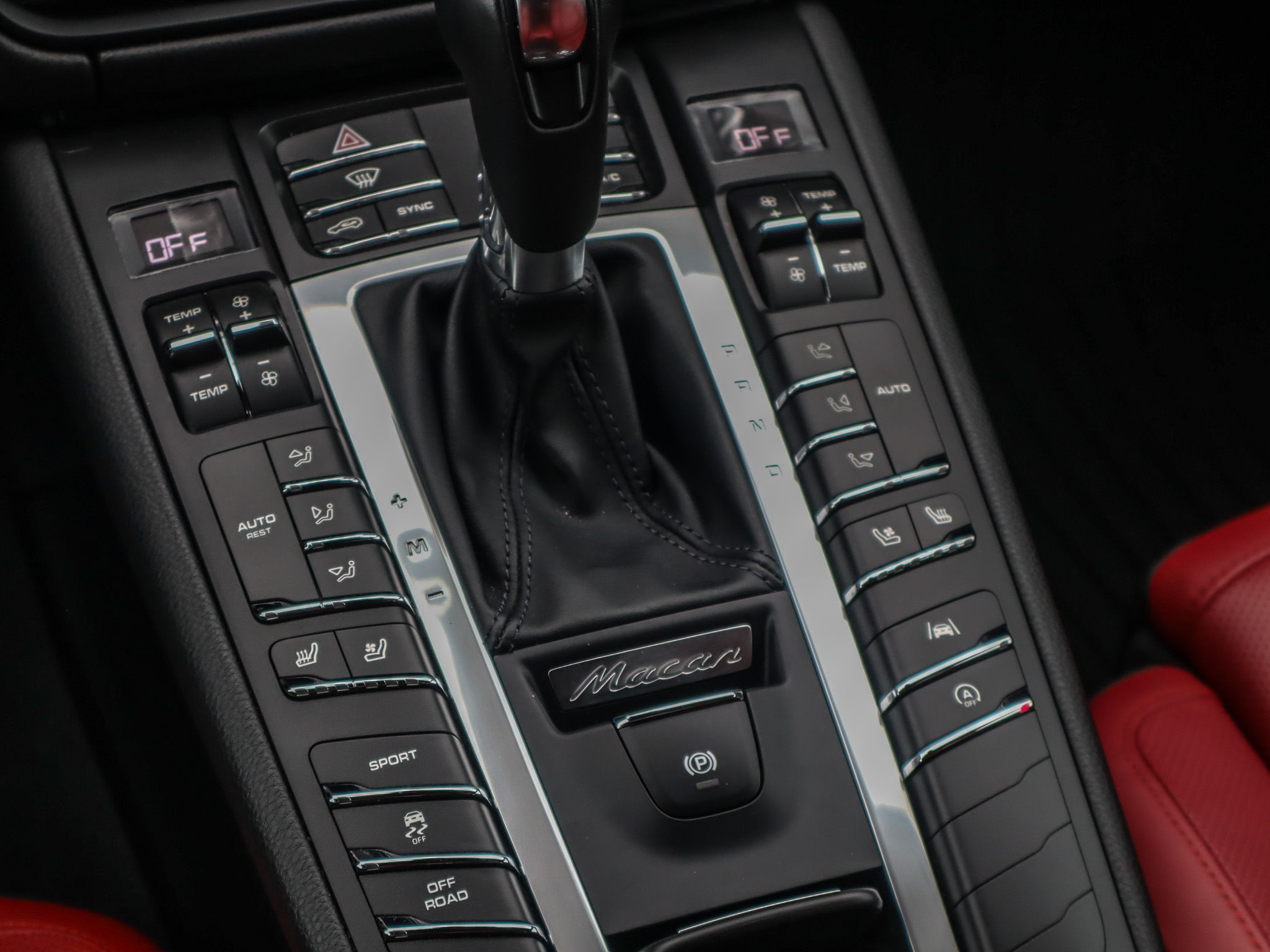 2021 Porsche Macan in Vancouver, British Columbia