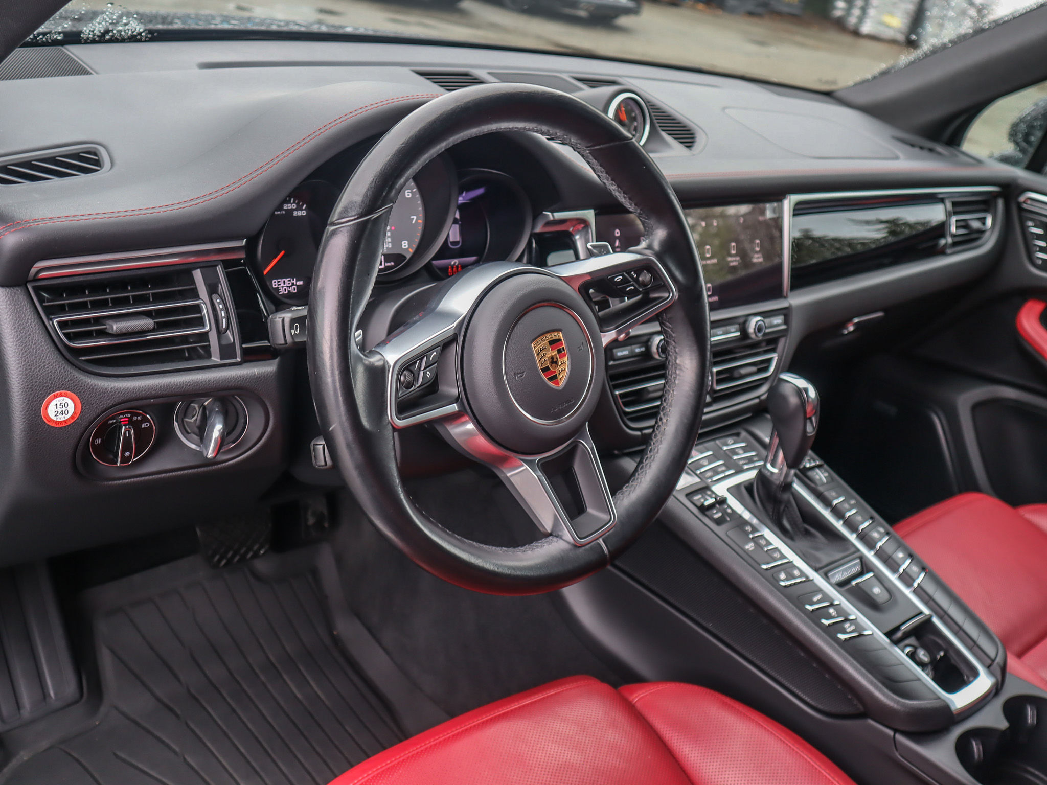 2021 Porsche Macan in Vancouver, British Columbia