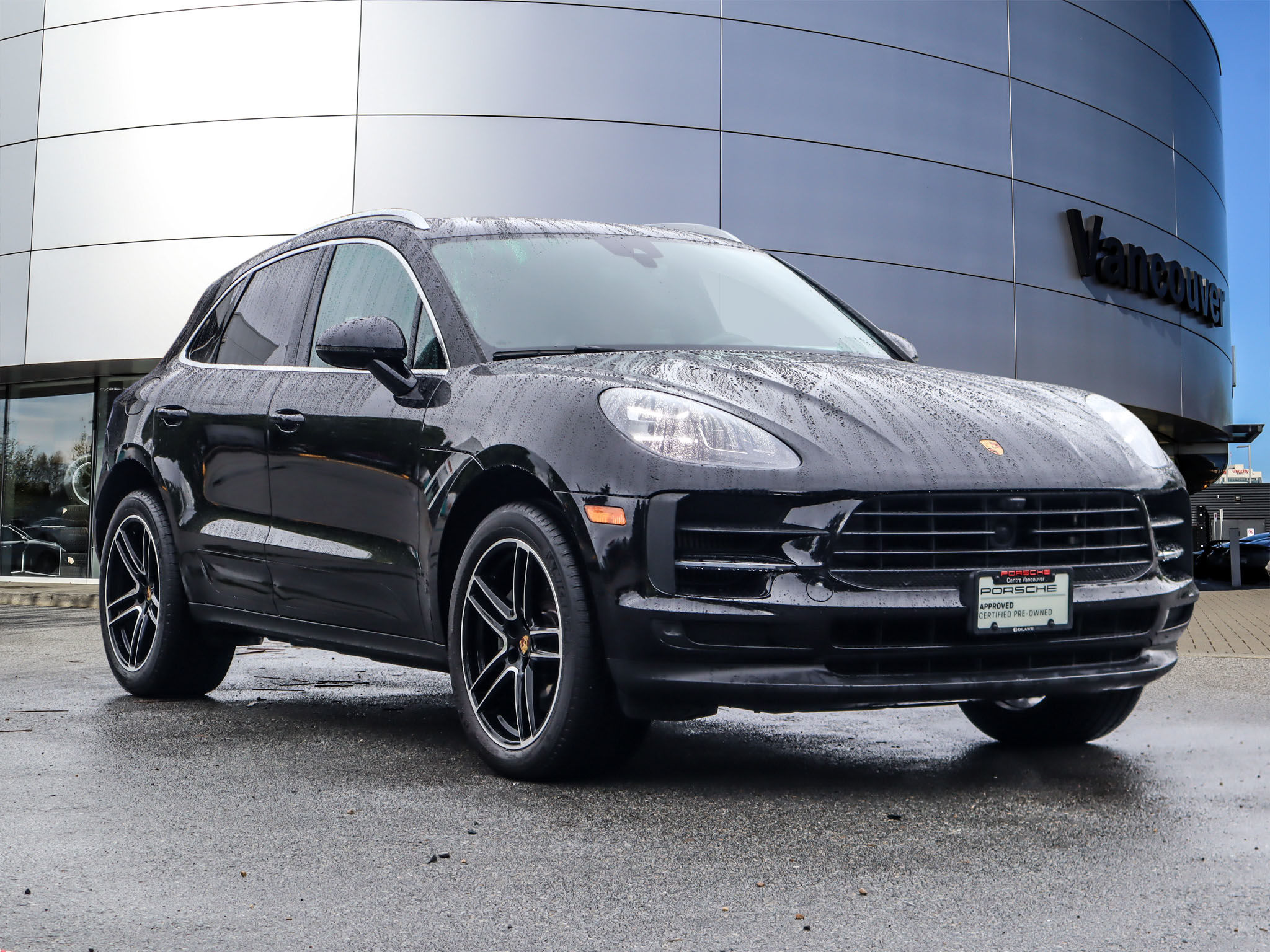 2021 Porsche Macan in Vancouver, British Columbia