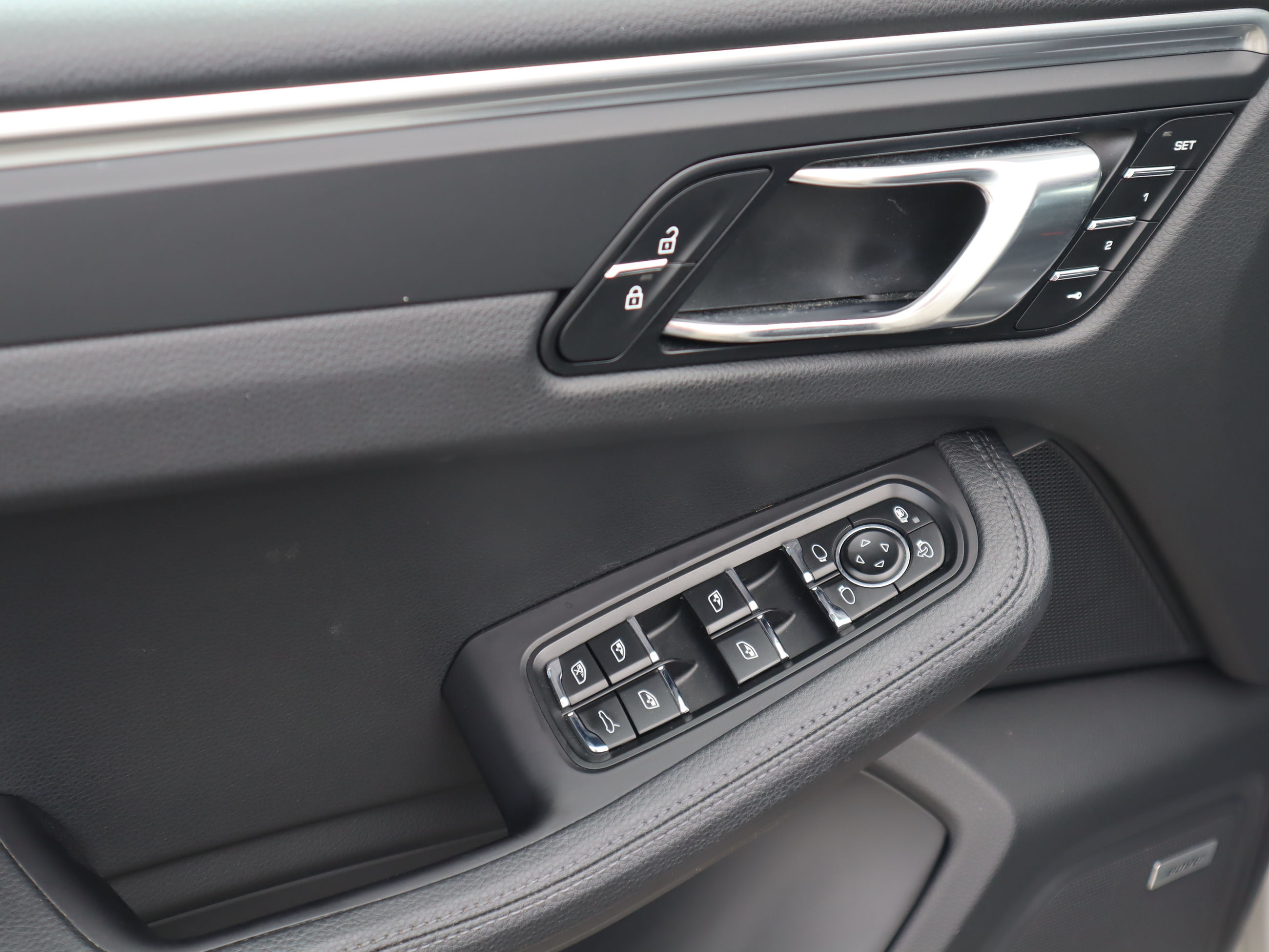 Porsche Macan  2021 à Vancouver, Colombie-Britannique