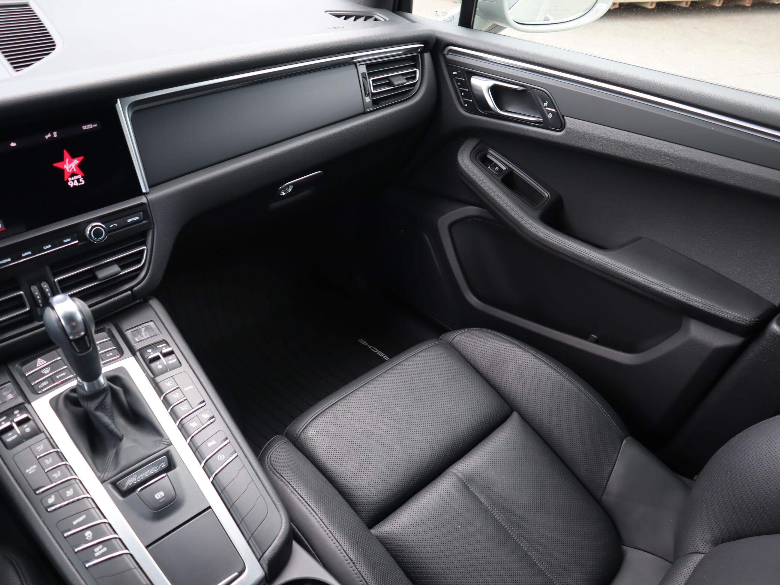 Porsche Macan  2021 à Vancouver, Colombie-Britannique
