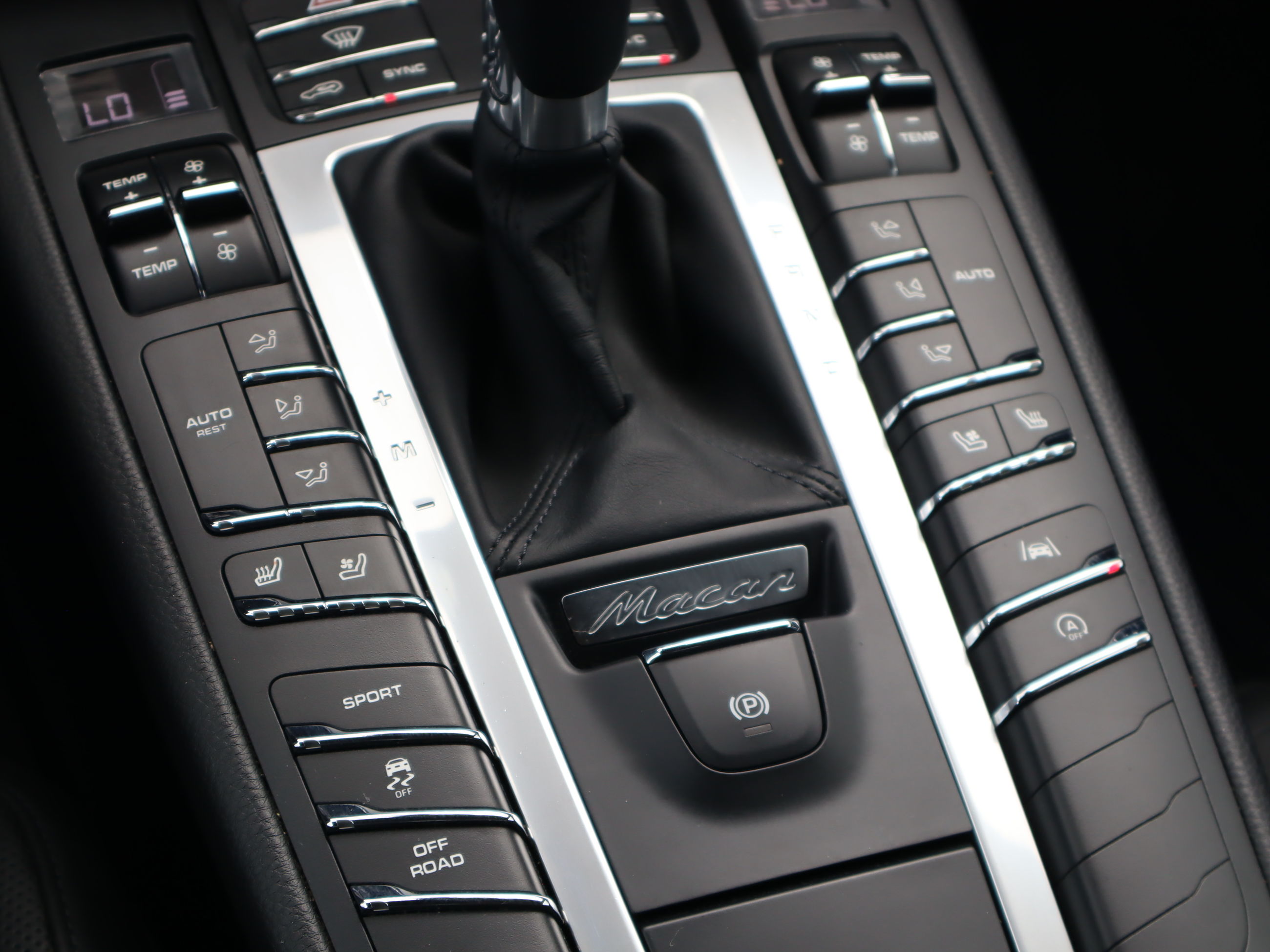 Porsche Macan  2021 à Vancouver, Colombie-Britannique