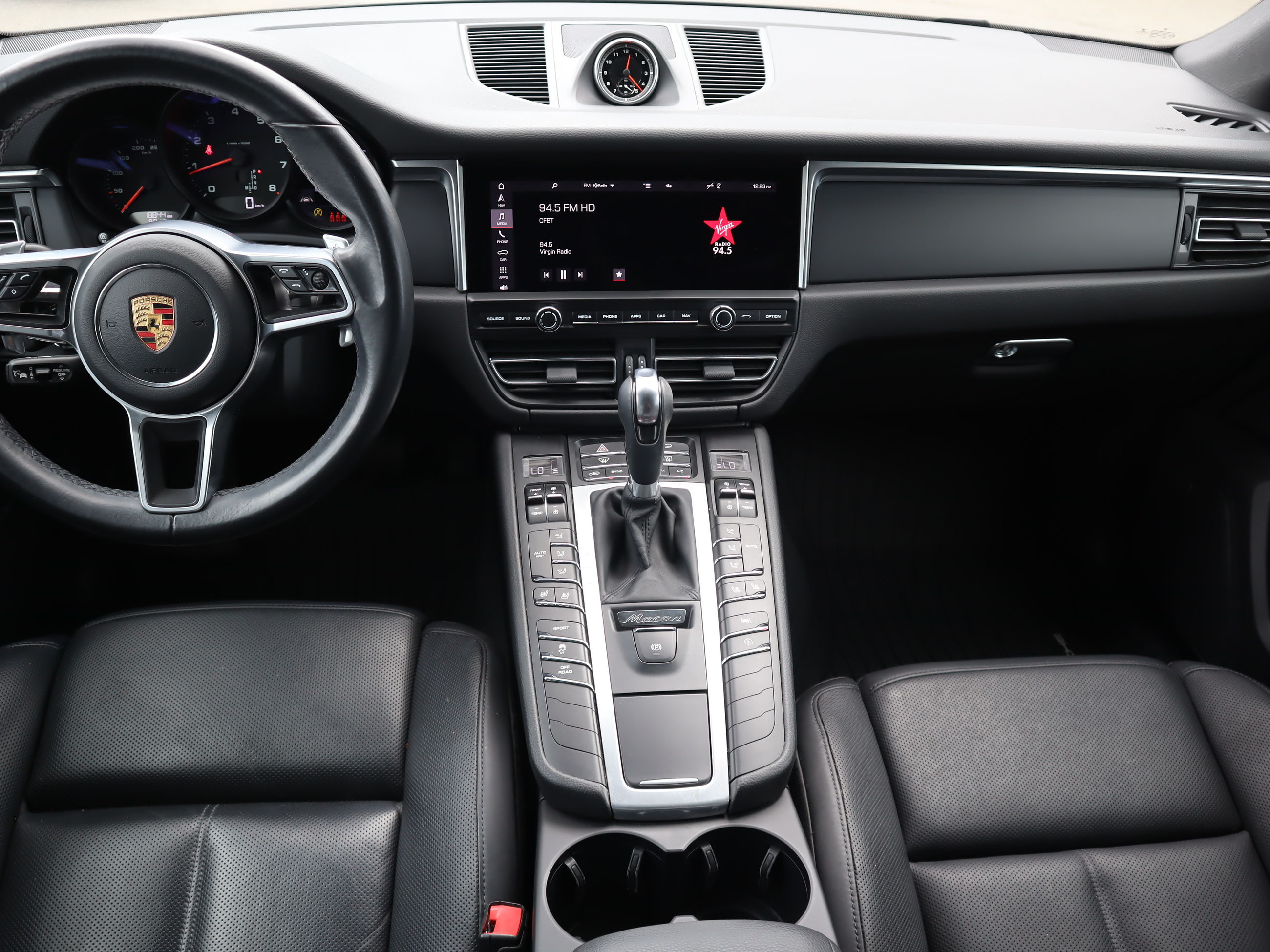 Porsche Macan  2021 à Vancouver, Colombie-Britannique