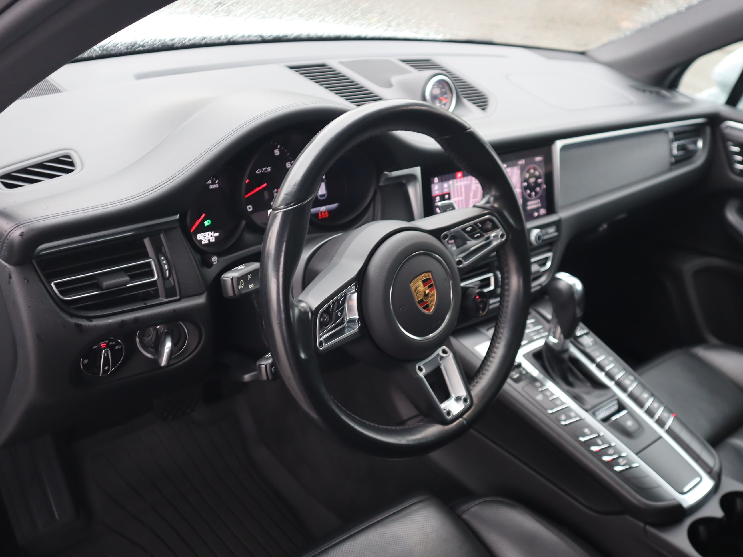 Porsche Macan  2021 à Vancouver, Colombie-Britannique