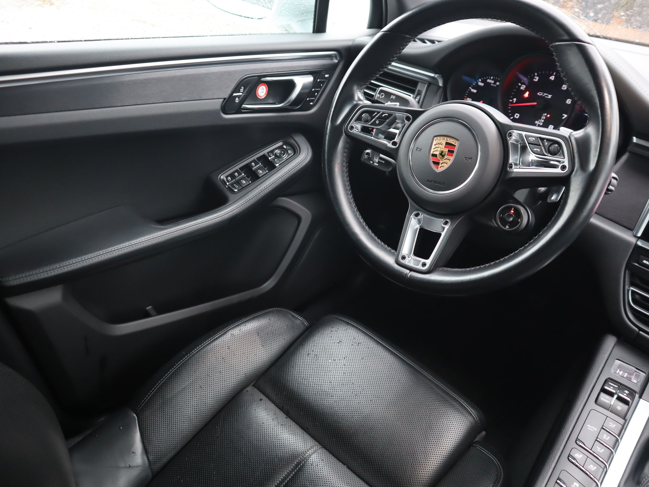 Porsche Macan  2021 à Vancouver, Colombie-Britannique