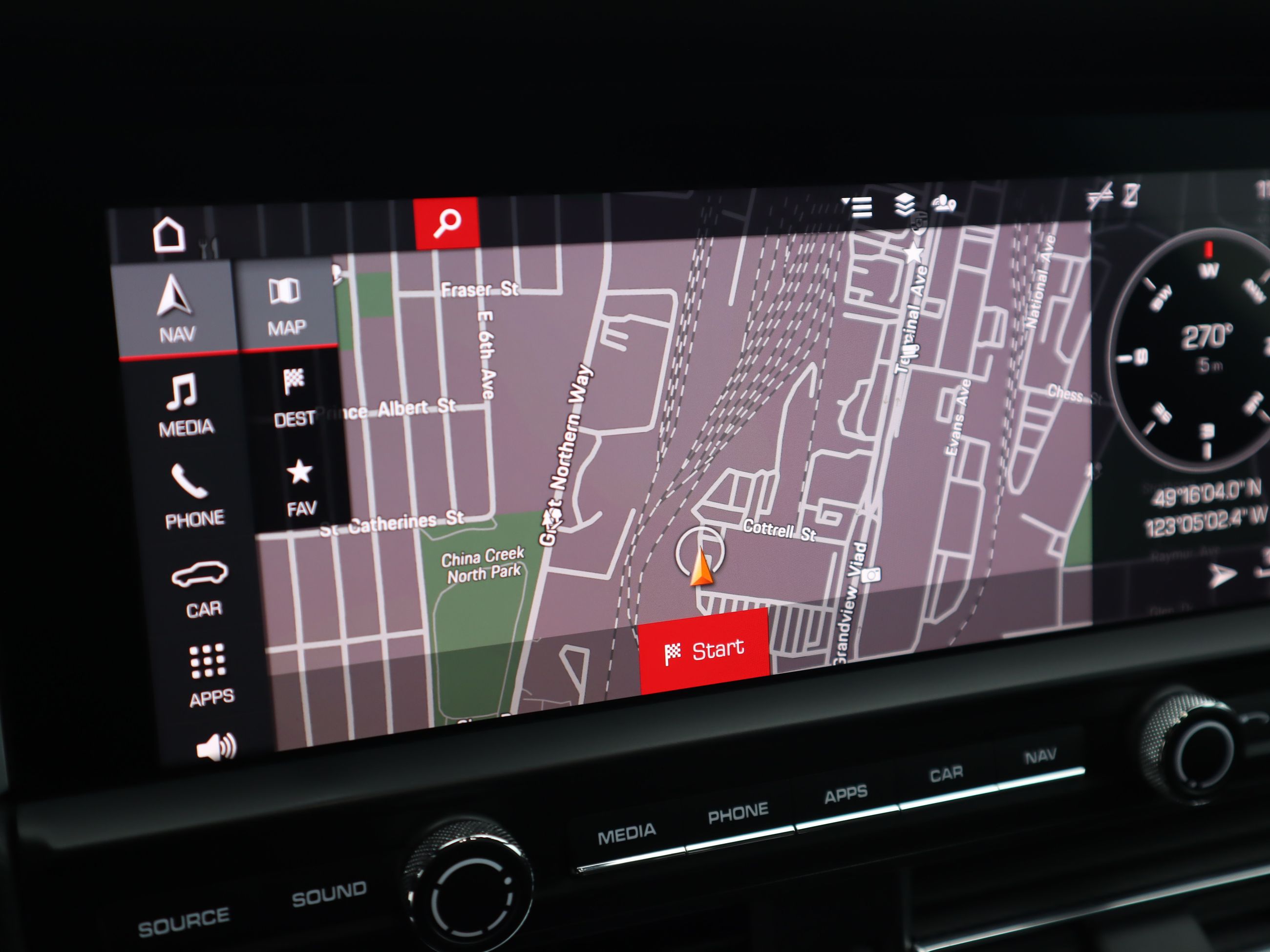 Porsche Macan  2021 à Vancouver, Colombie-Britannique