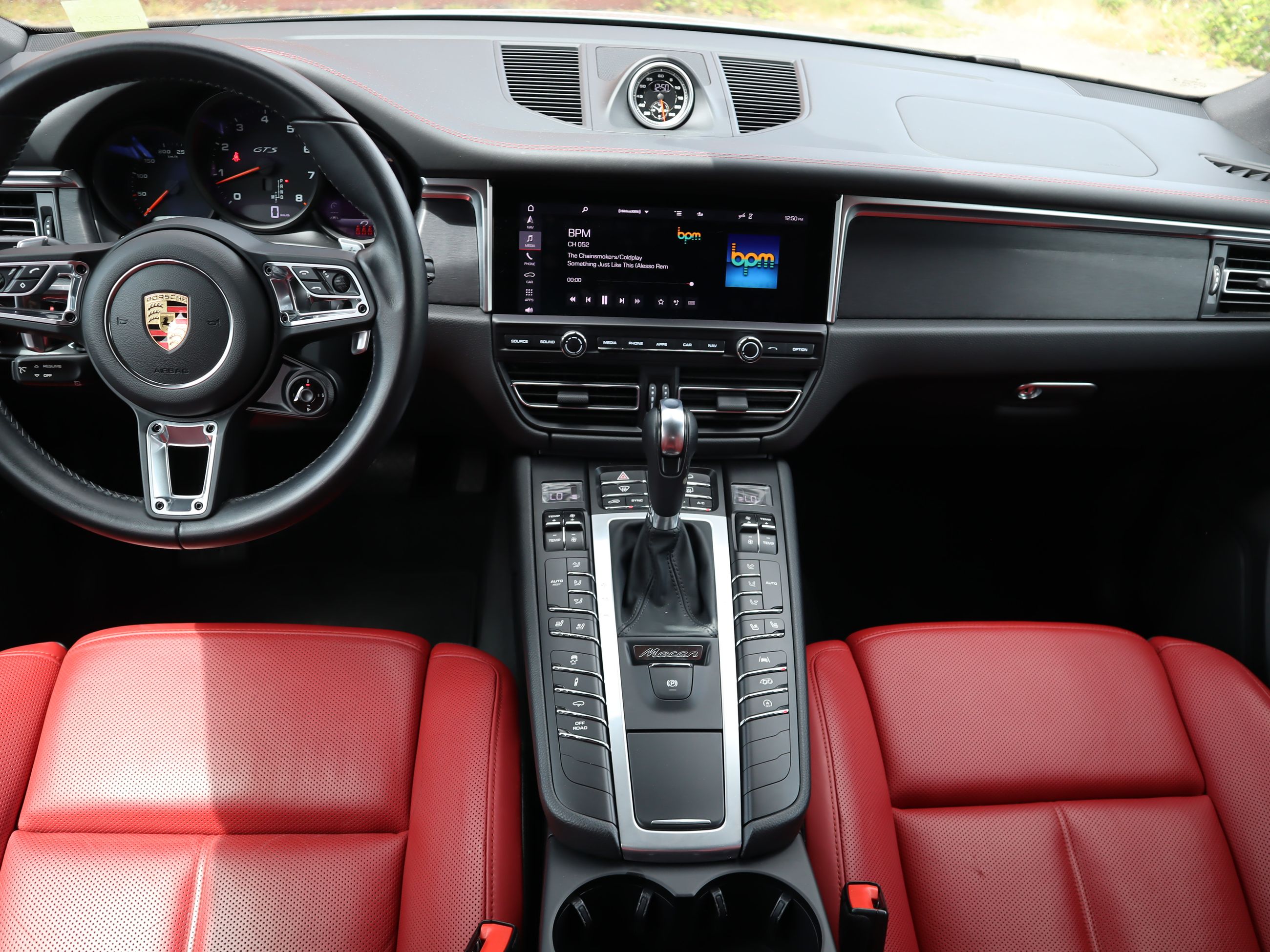 2021 Porsche Macan in Vancouver, British Columbia