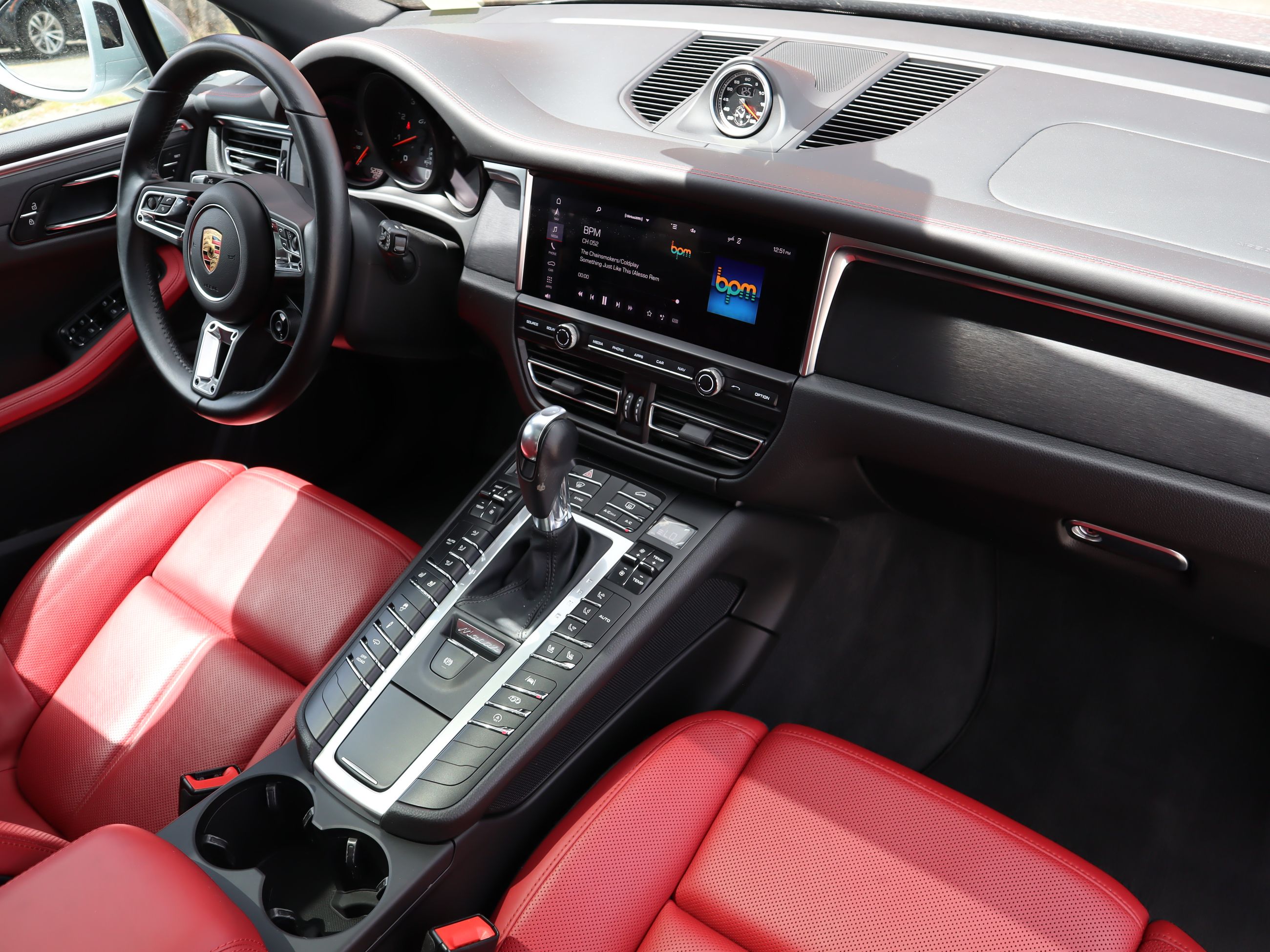 2021 Porsche Macan in Vancouver, British Columbia